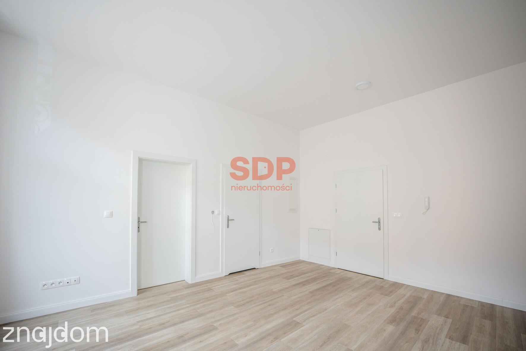 kawalerka z osobną kuchnią | piekna kamienica | balkon - zdjęcie 3