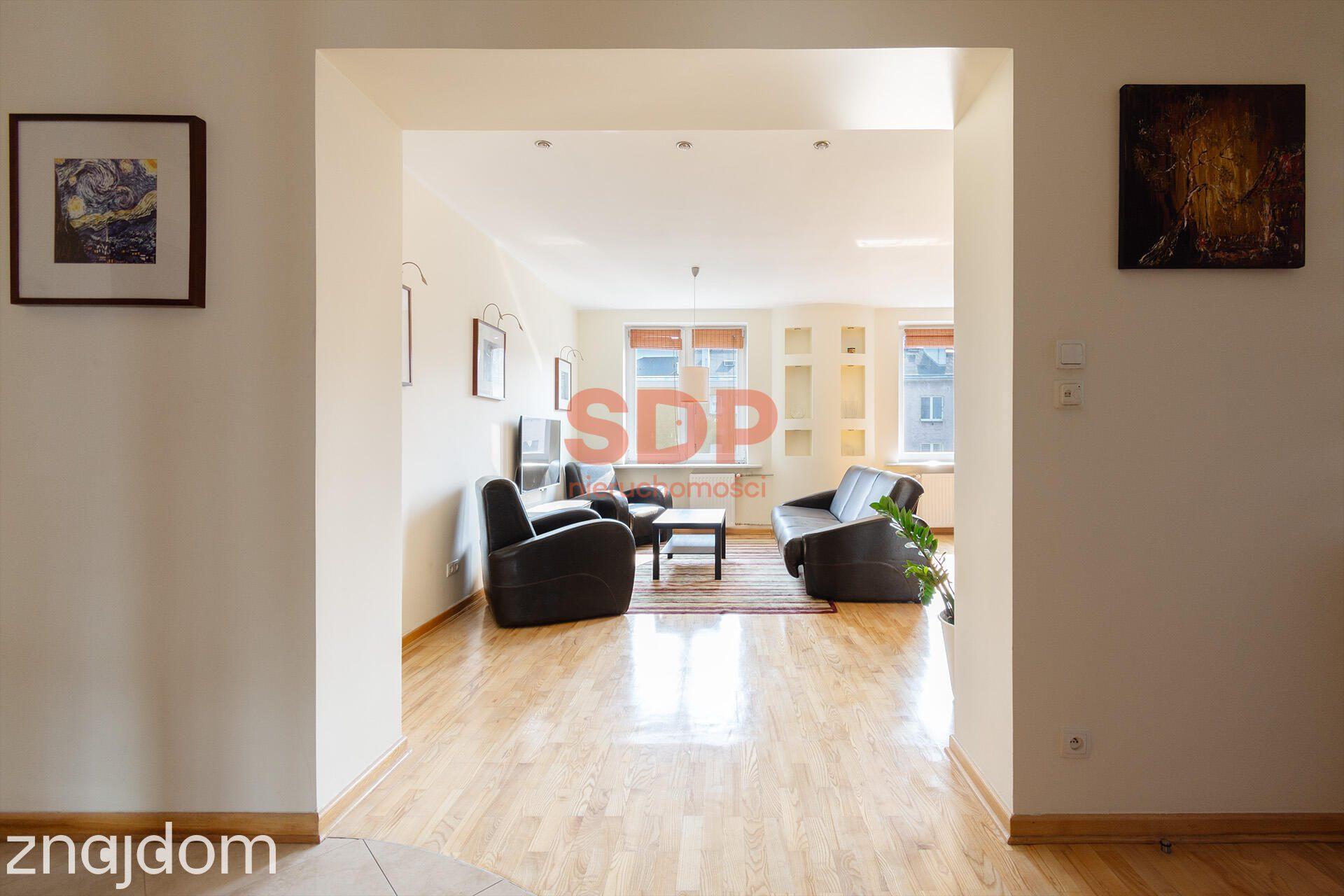 Apartament • Kamienica • Winda • Rondo Daszyńskiego • 2 pok • 62,26 m2