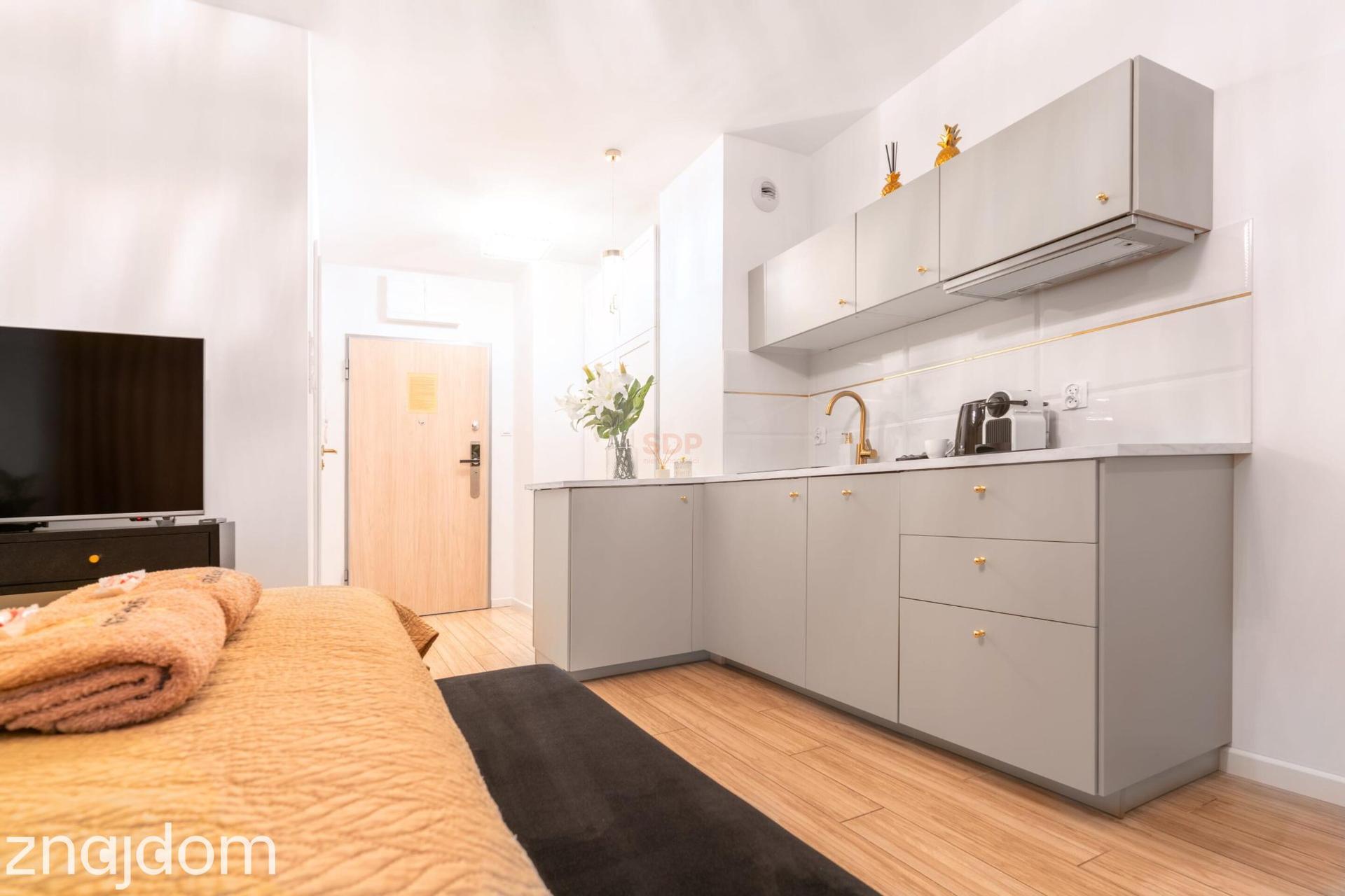 Małe mieszkanie w apartamentowcu przy Rynku (przy rzece) - zdjęcie 5
