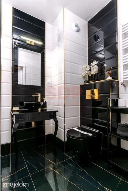 Małe mieszkanie w apartamentowcu przy Rynku (przy rzece) - zdjęcie 8