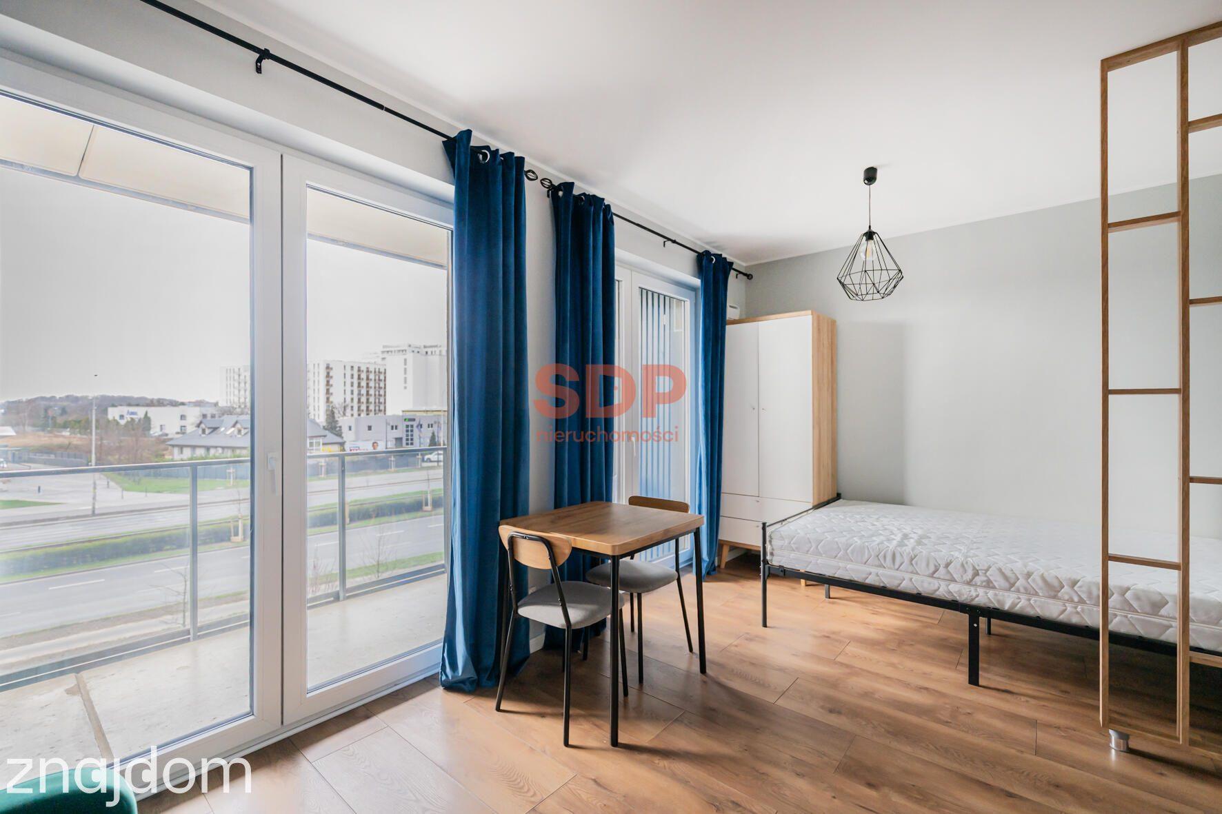 Słoneczny apartament z balkonem w Centrum przy Al. Armii Krajowej - zdjęcie 11