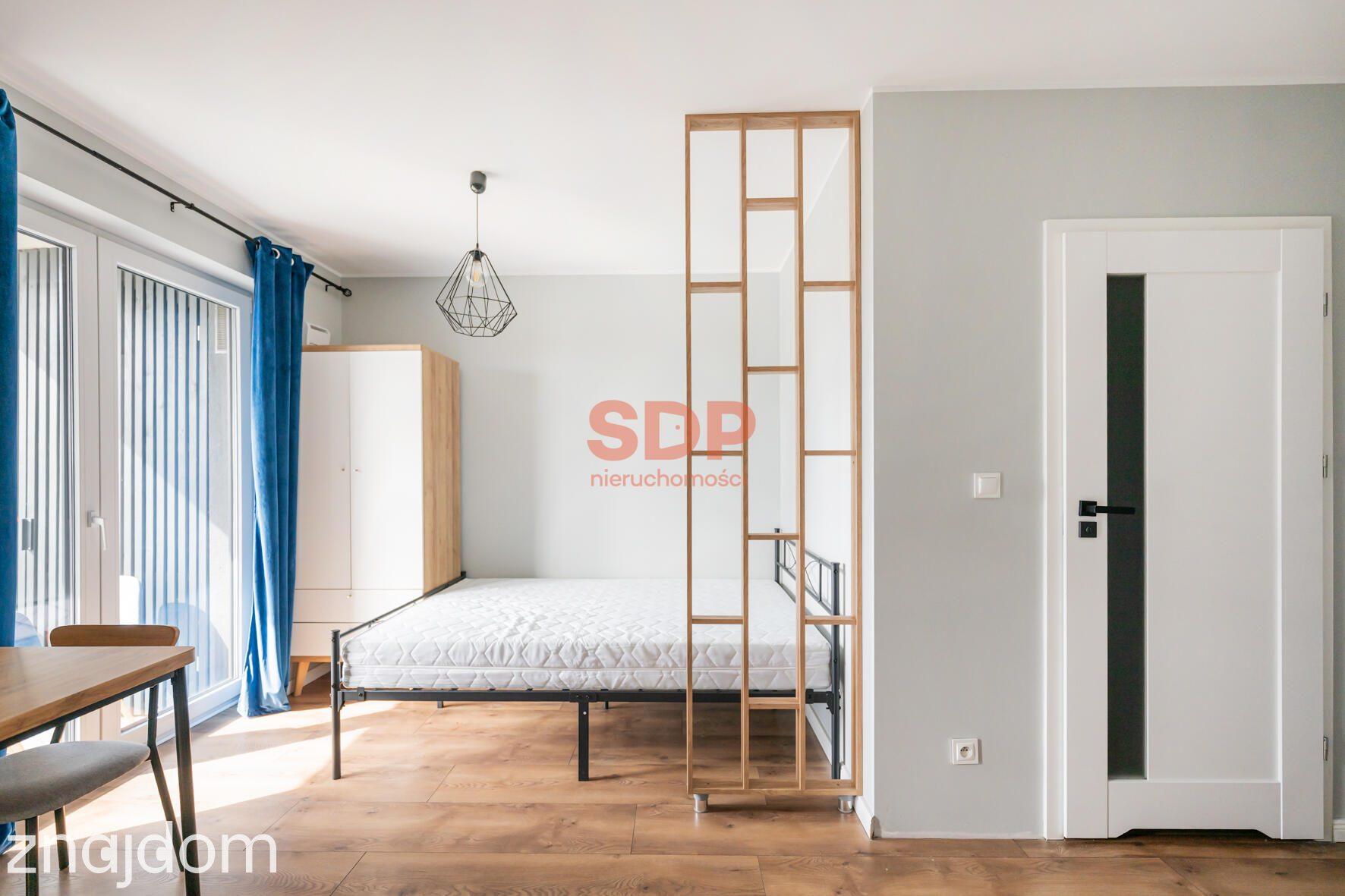 Słoneczny apartament z balkonem w Centrum przy Al. Armii Krajowej - zdjęcie 12