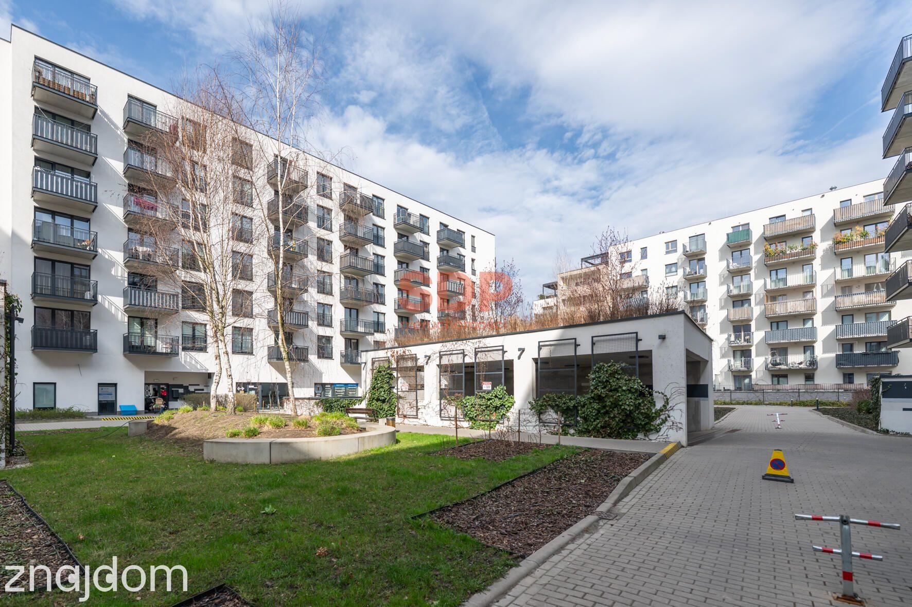 Słoneczny apartament z balkonem w Centrum przy Al. Armii Krajowej - zdjęcie 4