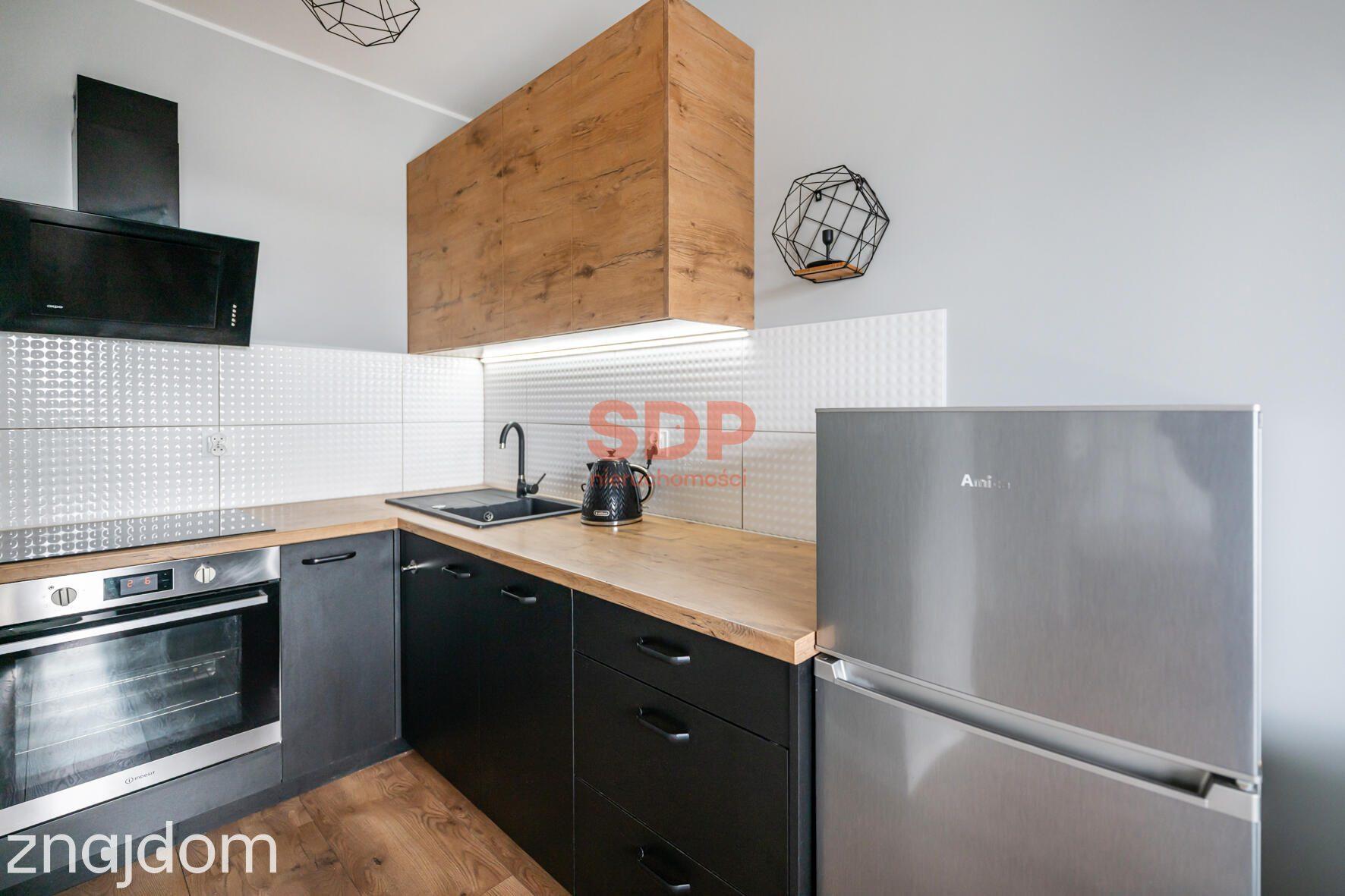 Słoneczny apartament z balkonem w Centrum przy Al. Armii Krajowej - zdjęcie 6