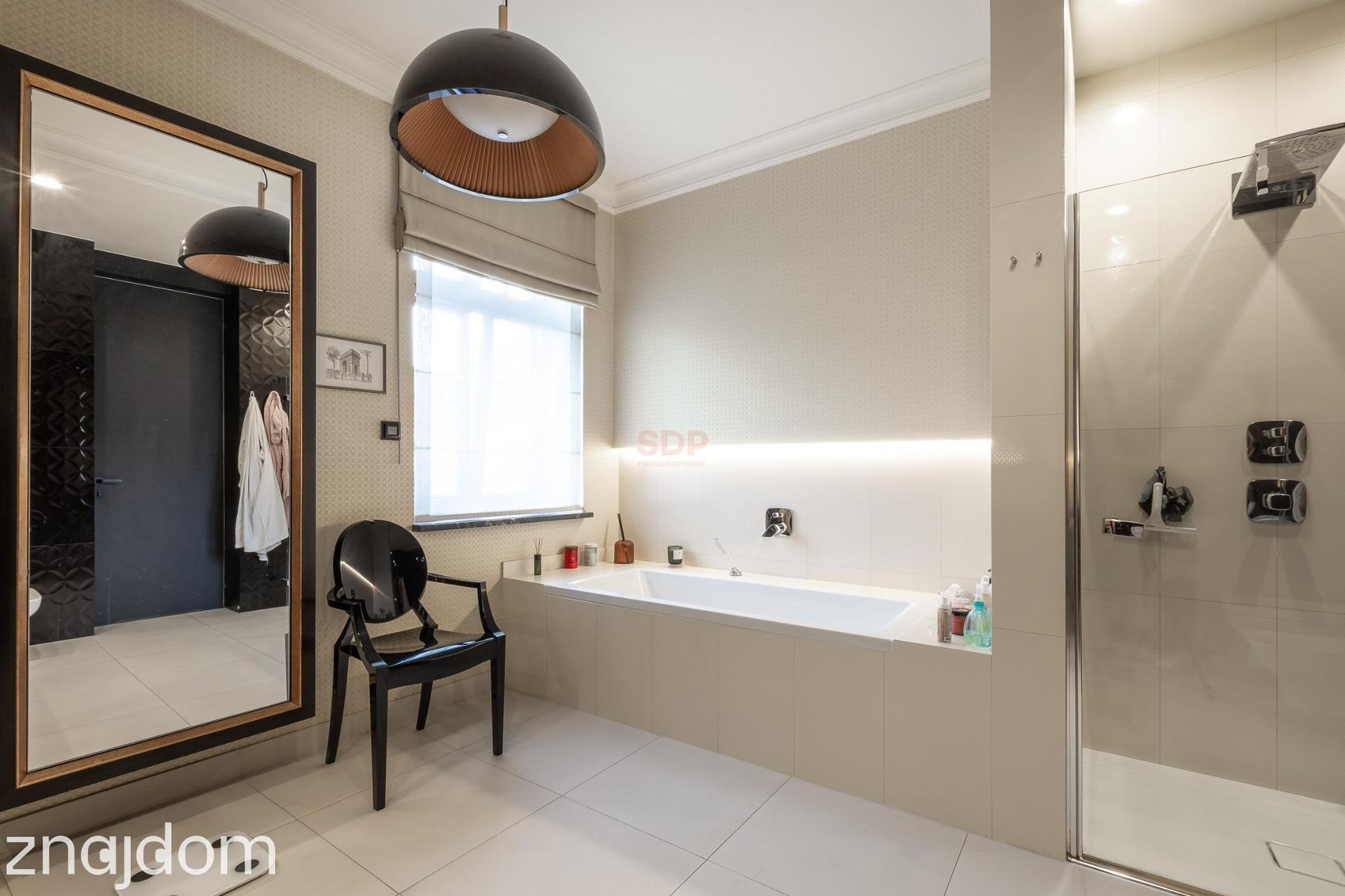 Apartament przy Włodkowica ponad 200 m2 - zdjęcie 13
