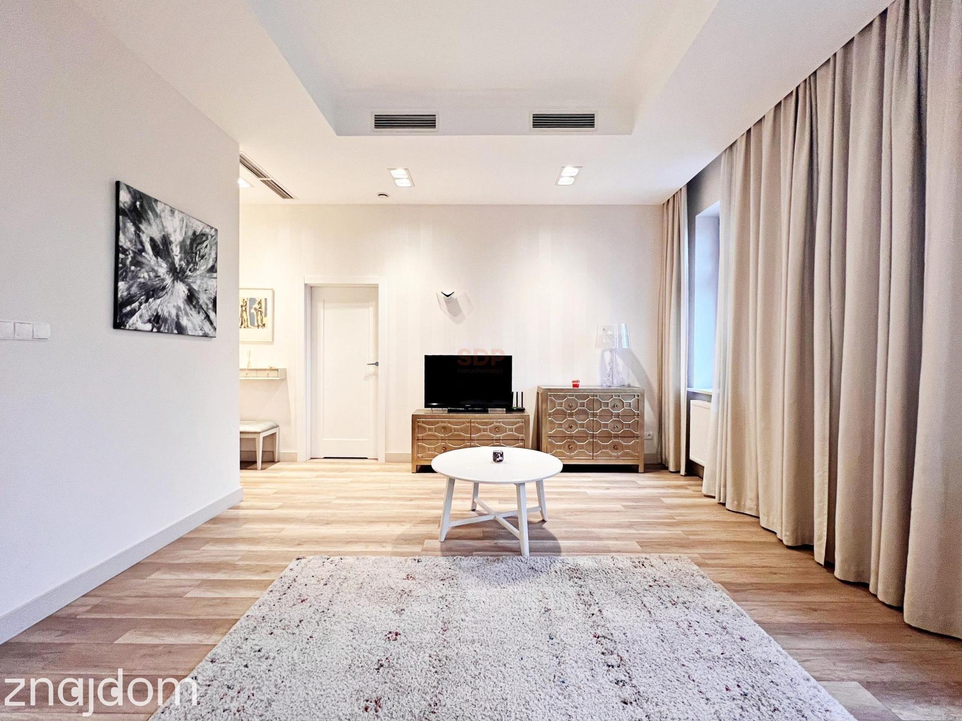 Apartament przy Włodkowica - zdjęcie 3