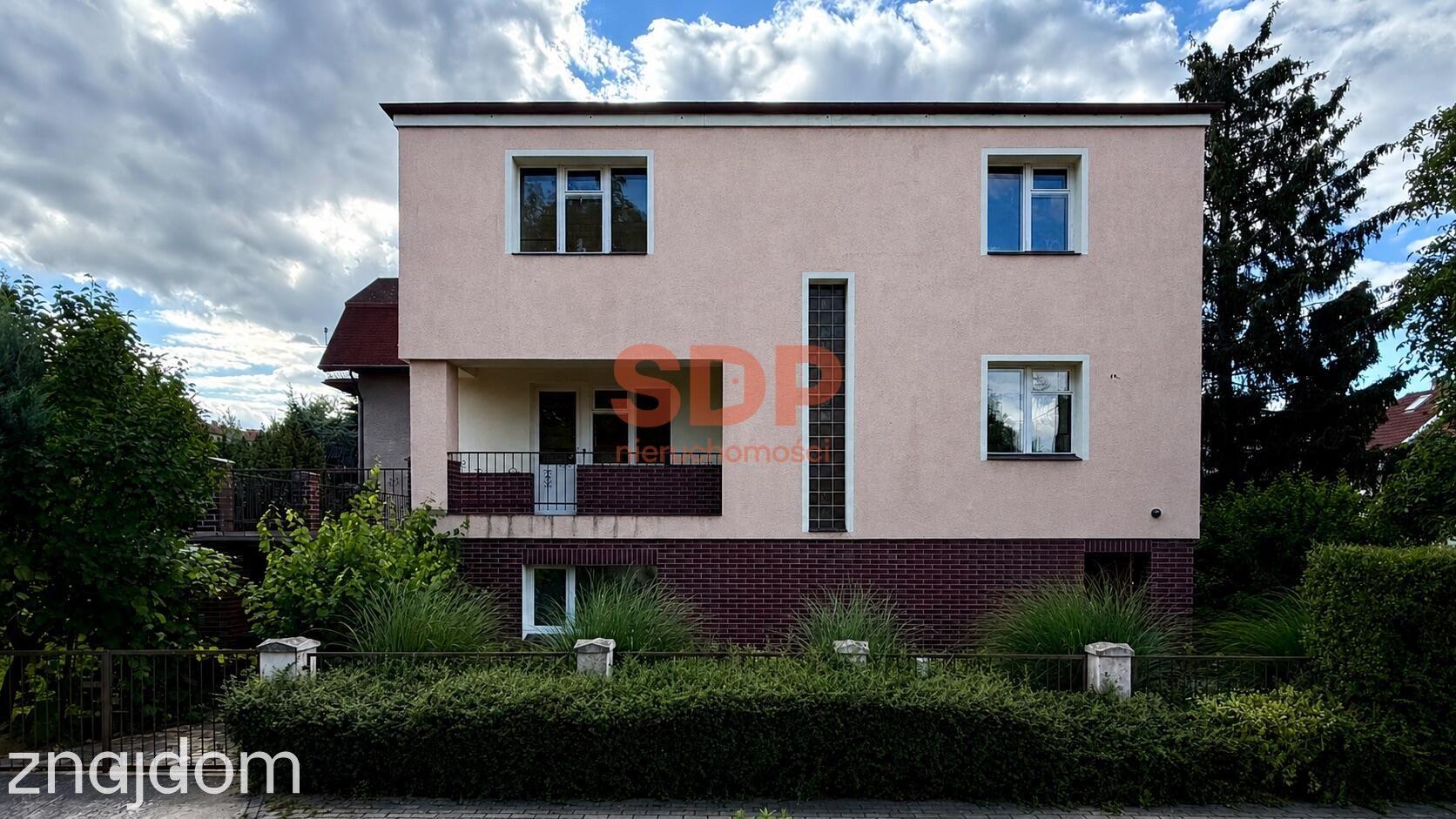 Dom 220 m2 blisko centrum - zdjęcie 2