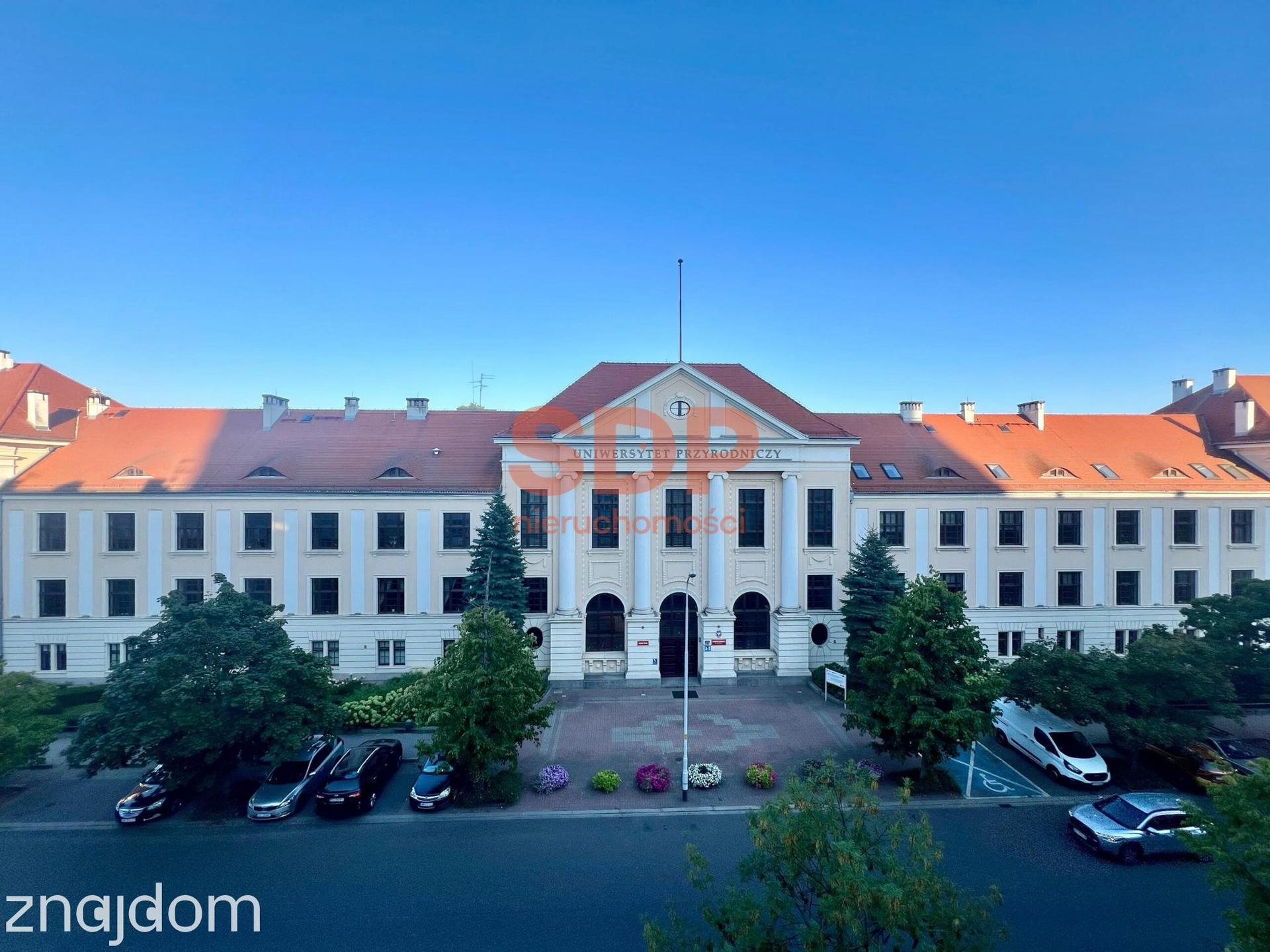 3-pokojowe mieszkanie z dwoma balkonami przy Pl. Grunwaldzkim