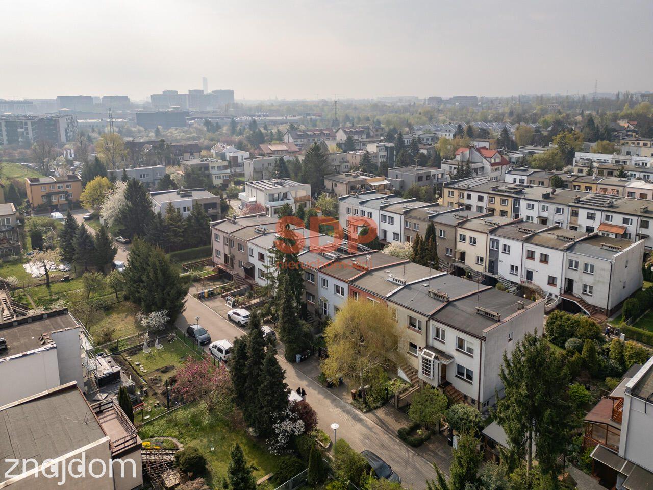 Dom z ogrodem i fotowoltaiką 6 kW | Garaż | Cicha część Wrocławia - zdjęcie 2