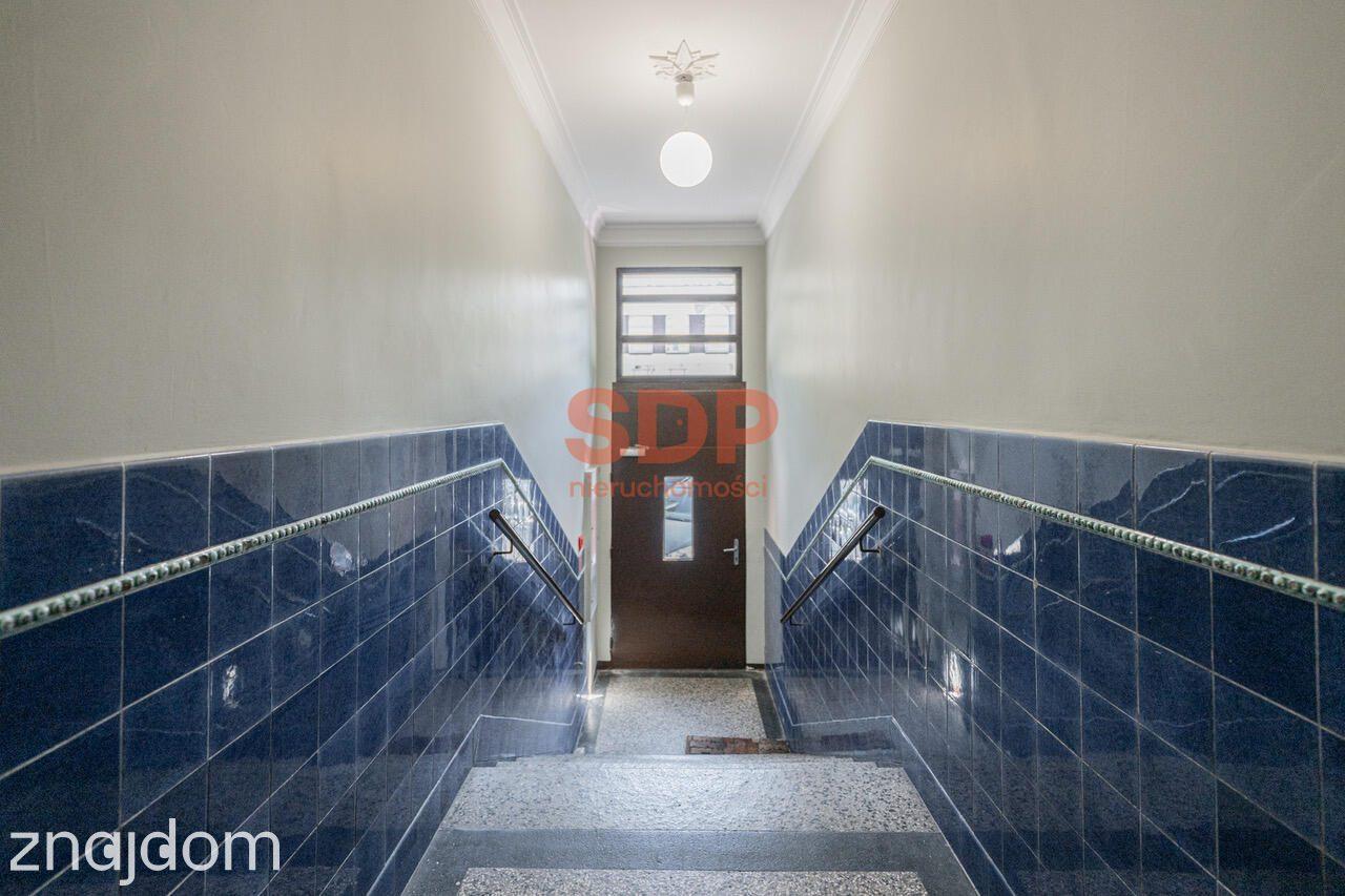 Klimatyczna kamienica po remoncie: 60 m², dębowe podłogi, balkon - zdjęcie 14
