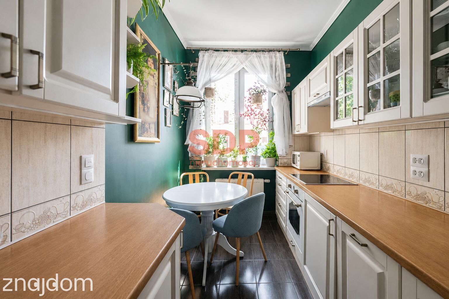 Klimatyczna kamienica po remoncie: 60 m², dębowe podłogi, balkon - zdjęcie 2
