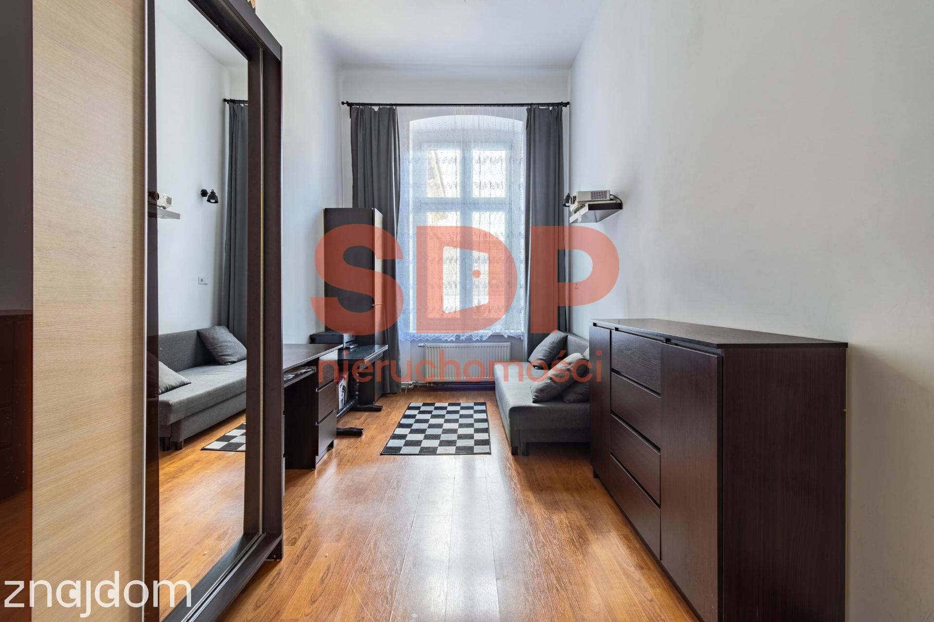 120,1 m2 | 7 pokoi po remoncie z balkonem | Śródmieście Łodzi