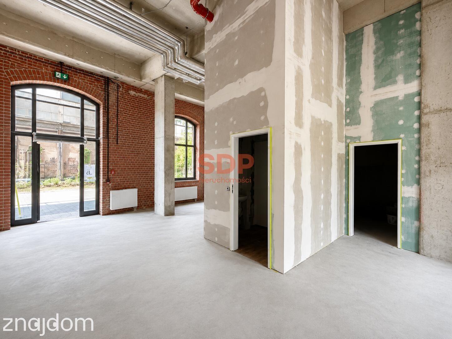 Lokal usługowy 87 m² z witrynami | Krakowska | Parking