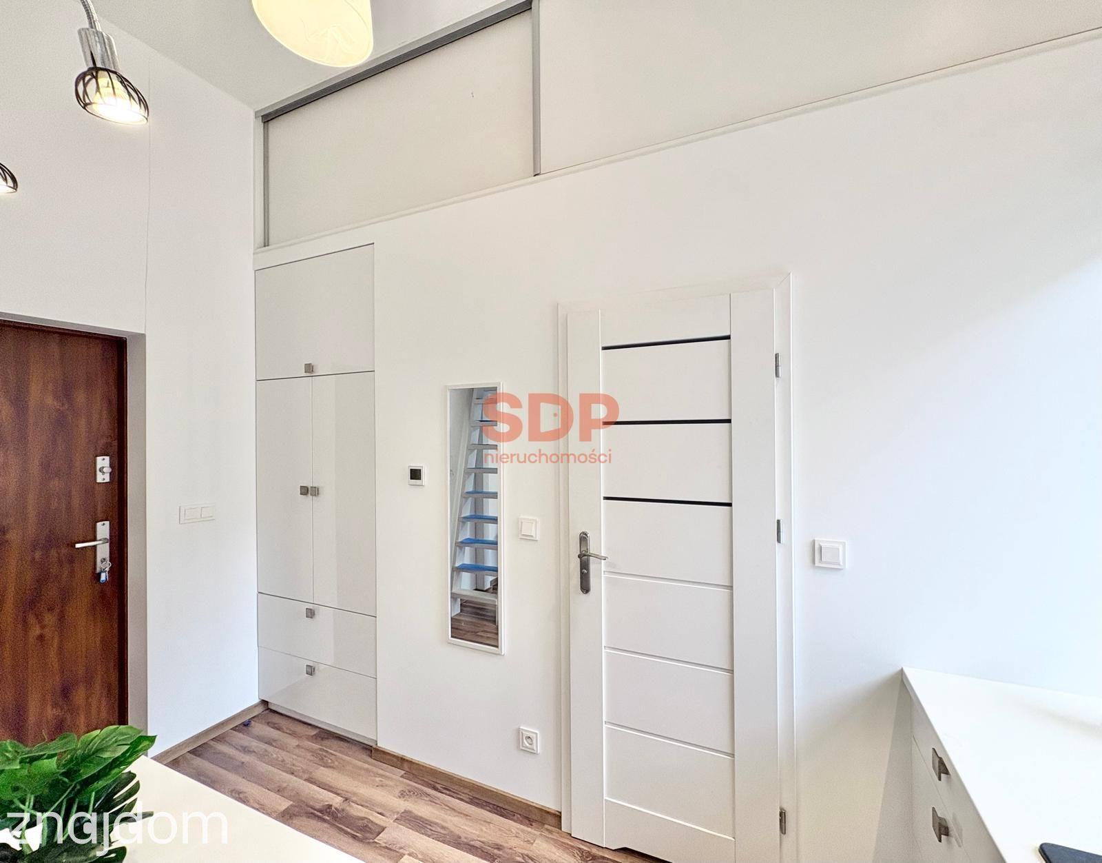 Kawalerka 18,6 m² | Nadodrze | Wysokie wnętrze 3,4 m | Po remoncie - zdjęcie 7