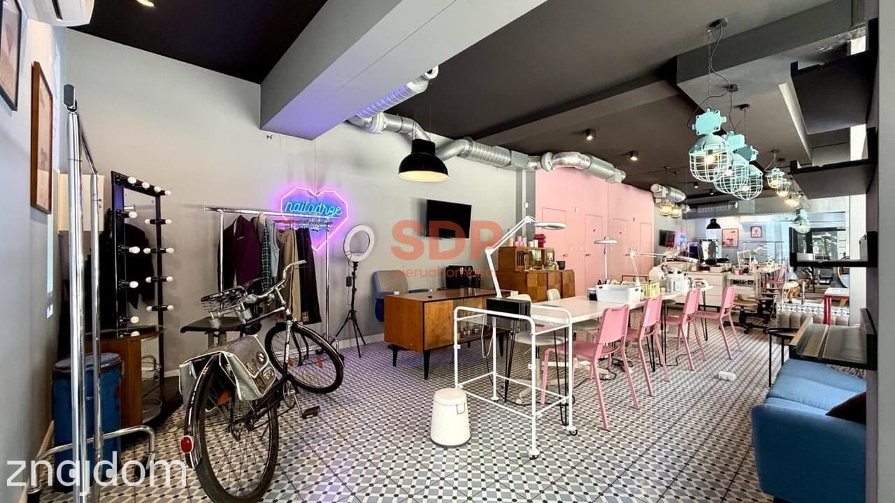 Lokal w samym centrum miasta - zdjęcie 2