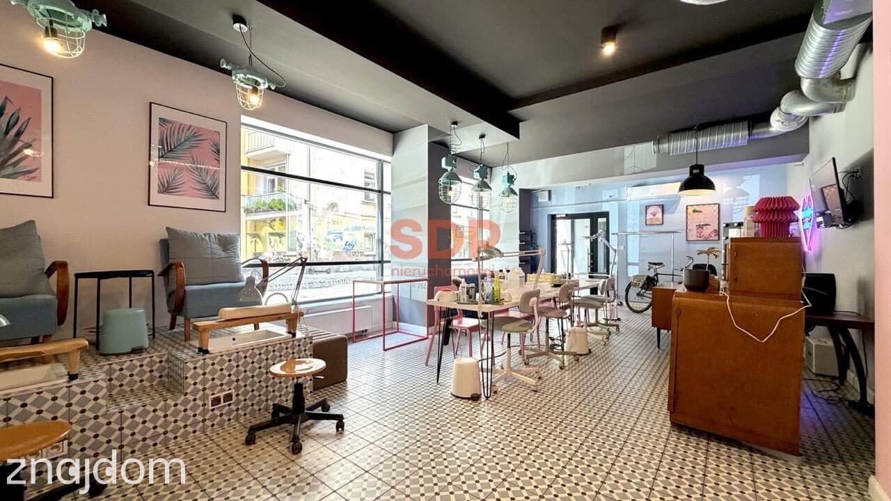 Lokal w samym centrum miasta - zdjęcie 4