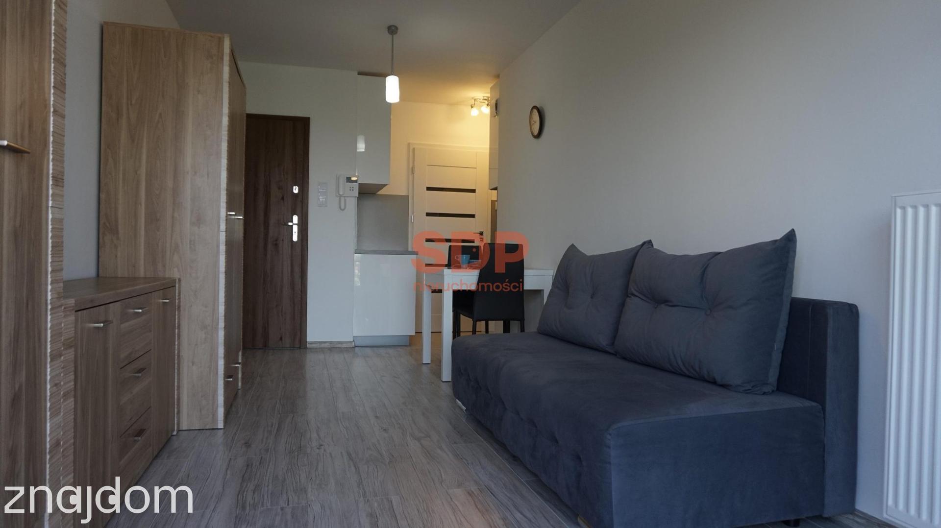 Kawalerka z balkonem. Apartamentowiec - zdjęcie 4