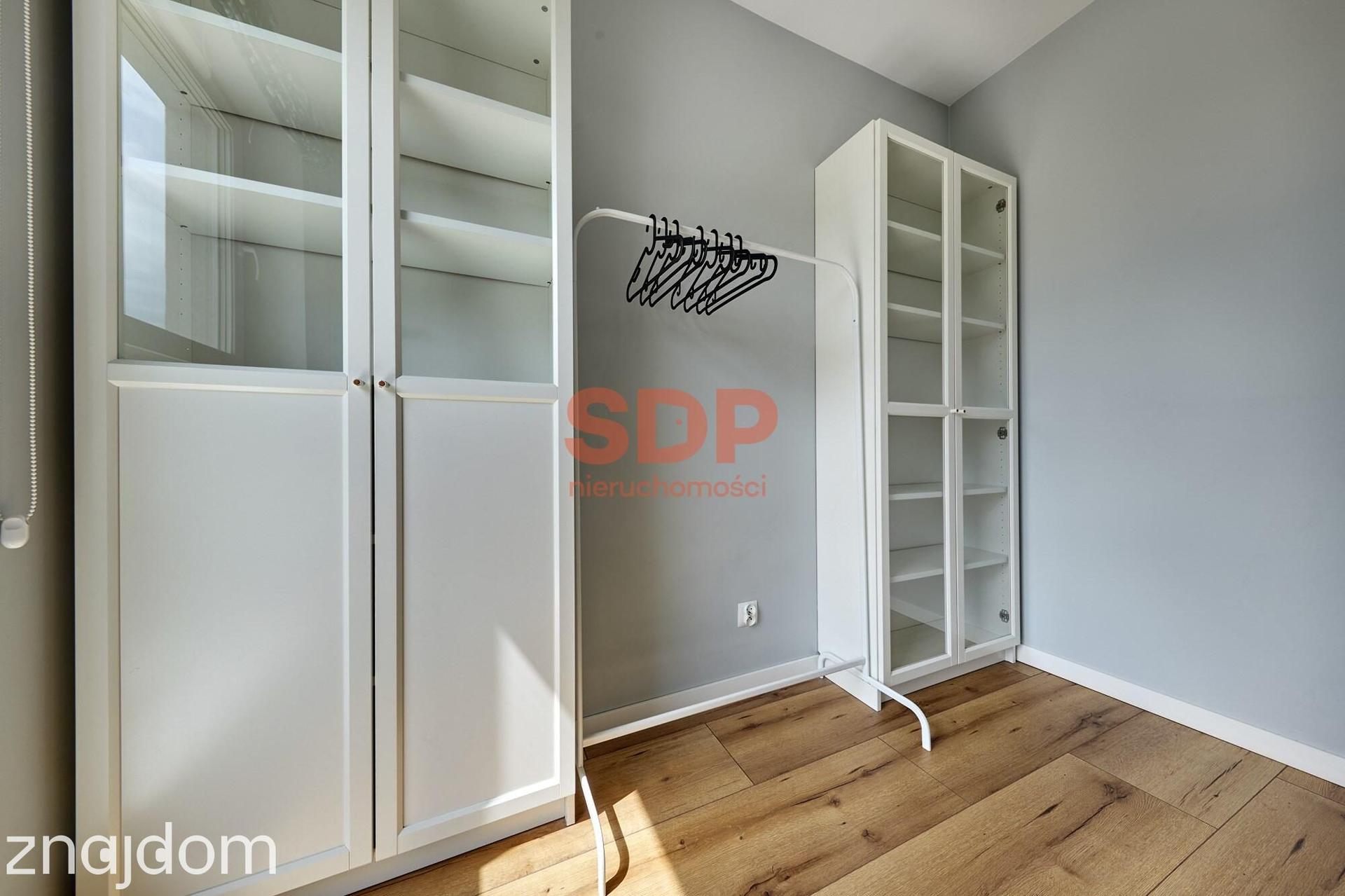 Nowoczesne mieszkanie przy Parku Śląskim | Przestronny Balkon - zdjęcie 13