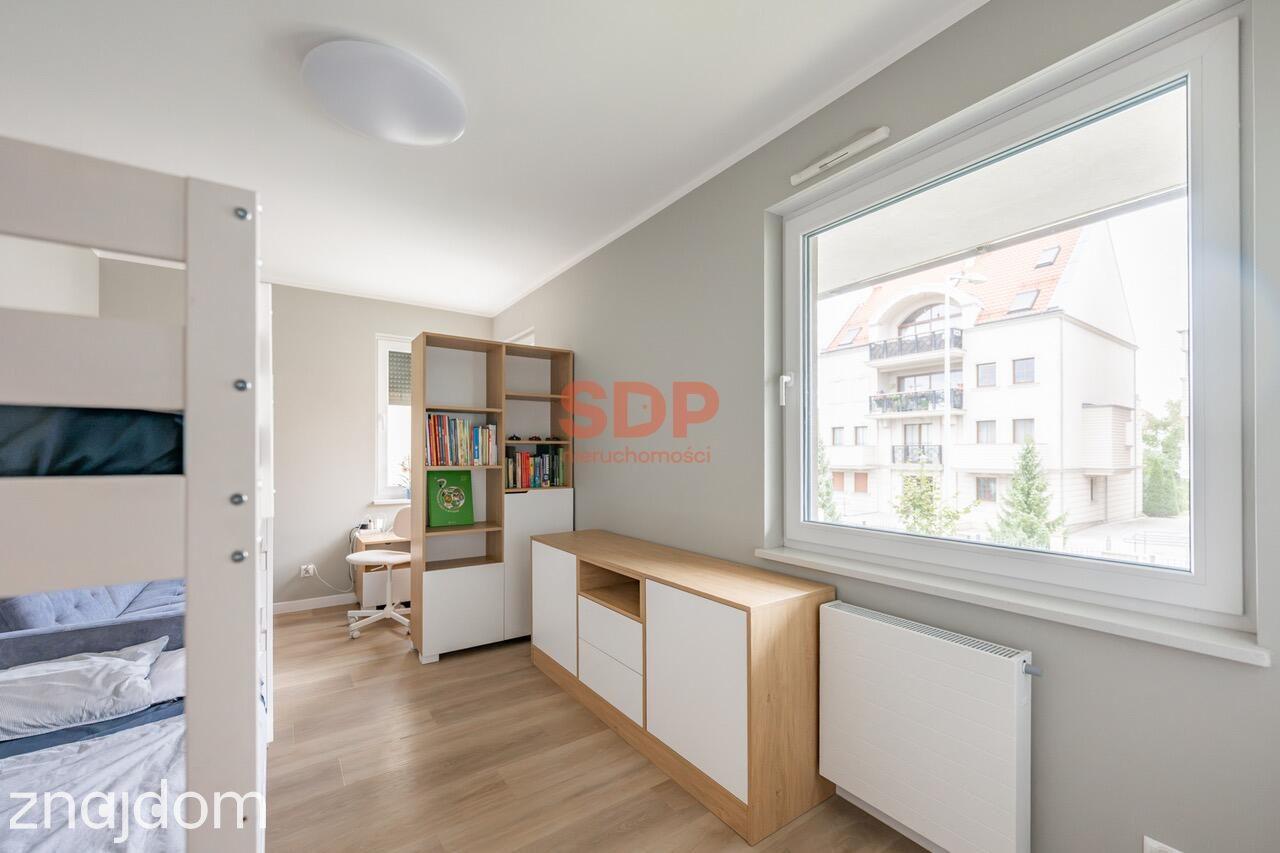 Przestronne 3 pokoje z balkonem i garażem – Wrocław, Krzyki (75m²) - zdjęcie 9
