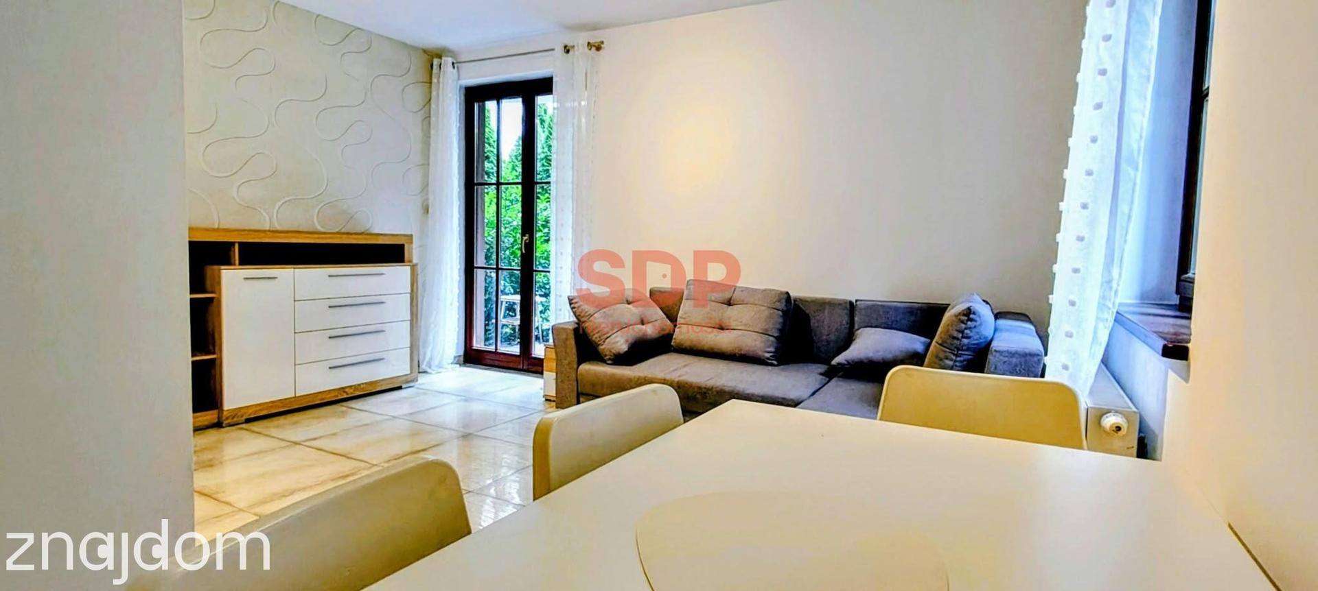 Duża kawalerka w apartamentowcu / cicha ulica/ Wyścigowa/ Krzyki - zdjęcie 4