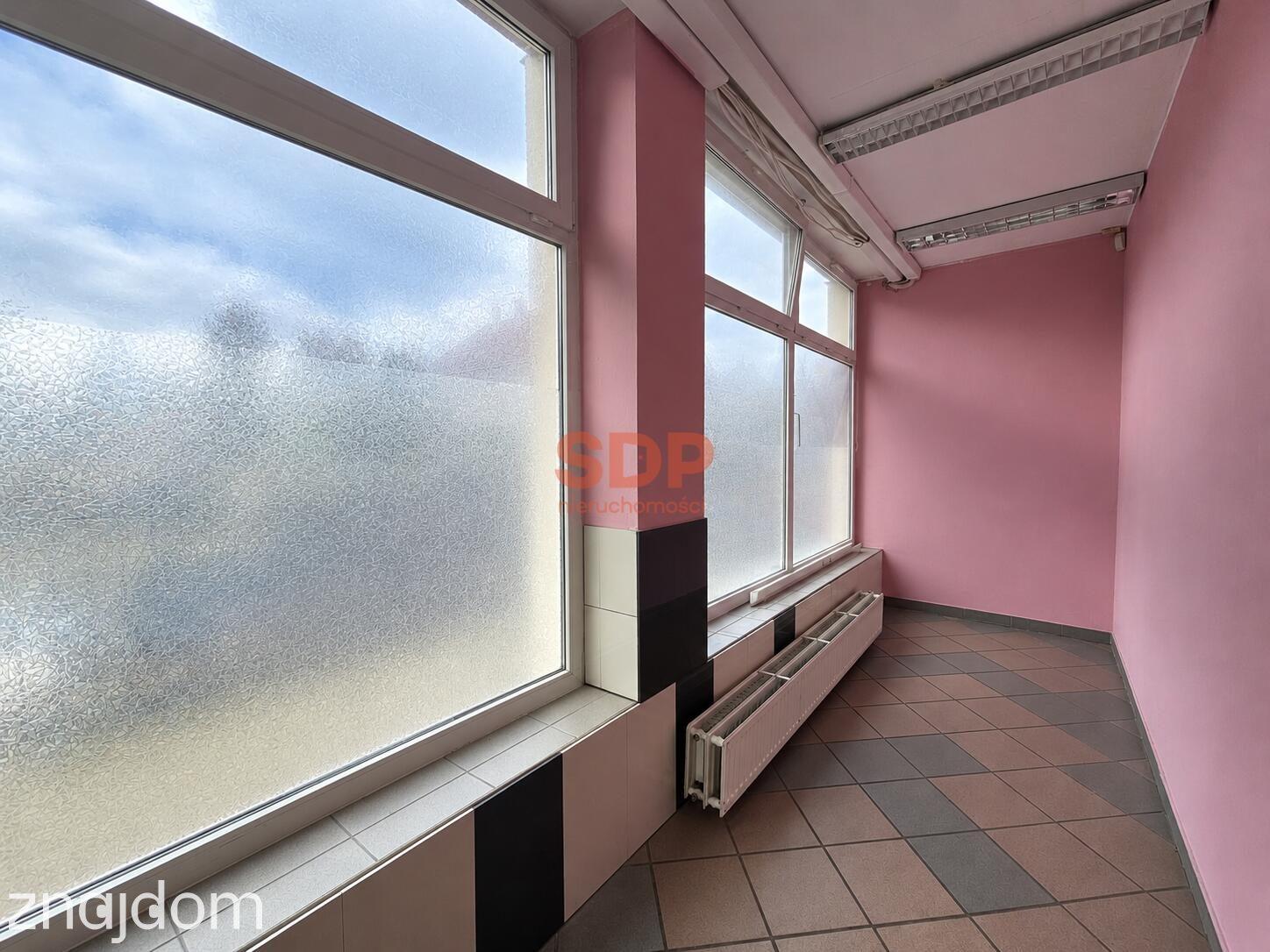 Lokal z witrynami 86m2+piwnica 65m2|Borek ul. Ślężna - zdjęcie 2