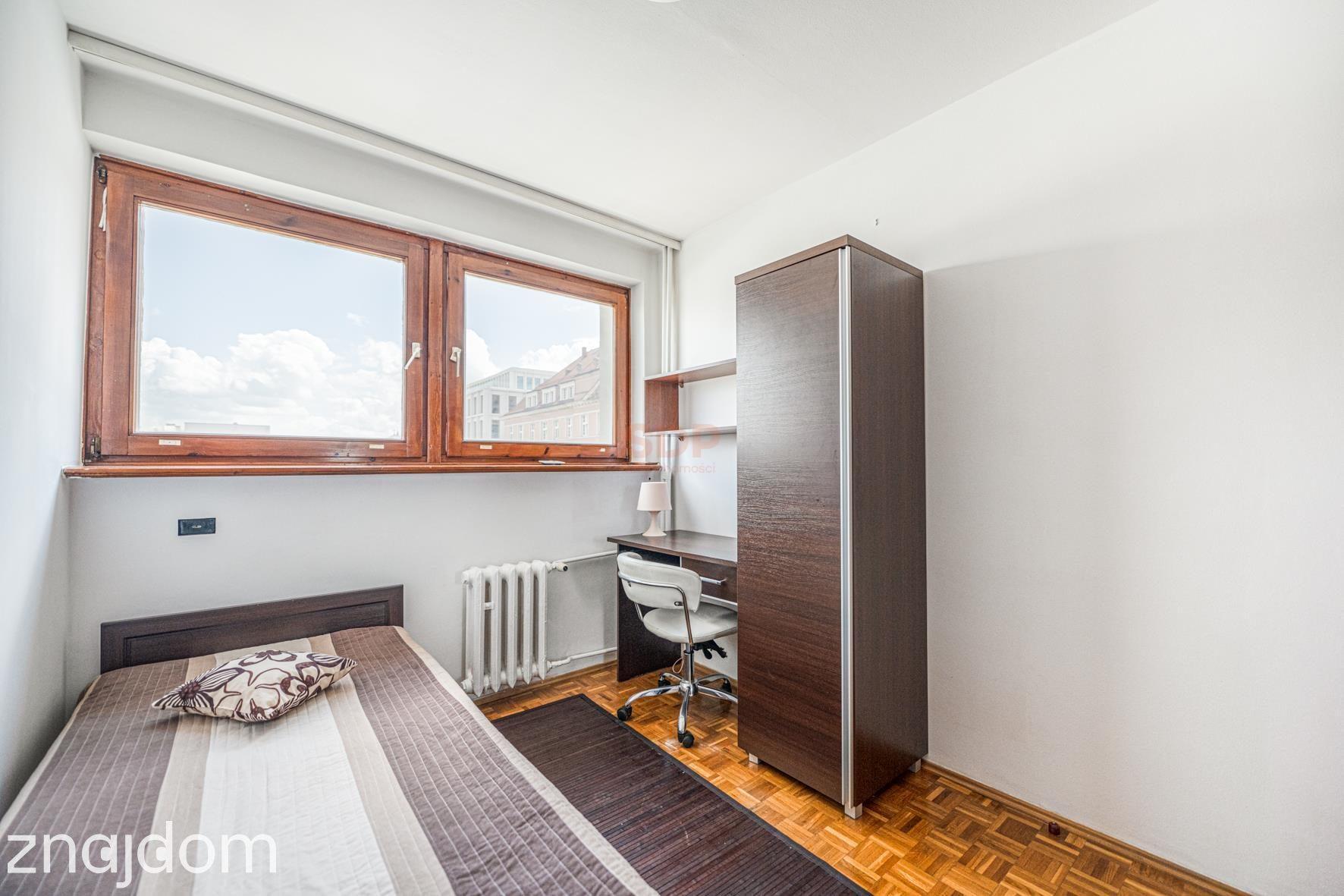 3 sypialnie + salon przy rynku - zdjęcie 15