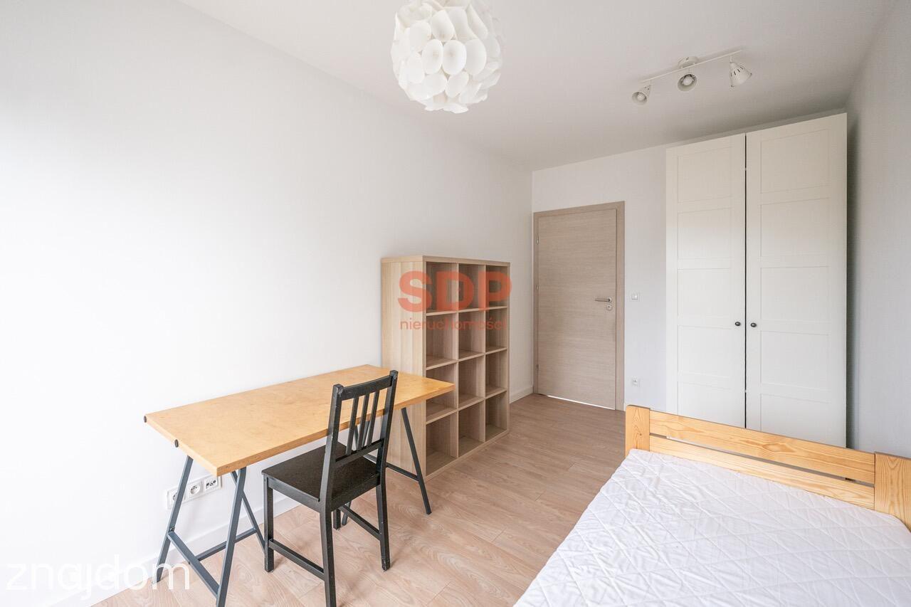 4 - pokojowe mieszkanie 102 m2 z tarasem 10m2 - zdjęcie 7