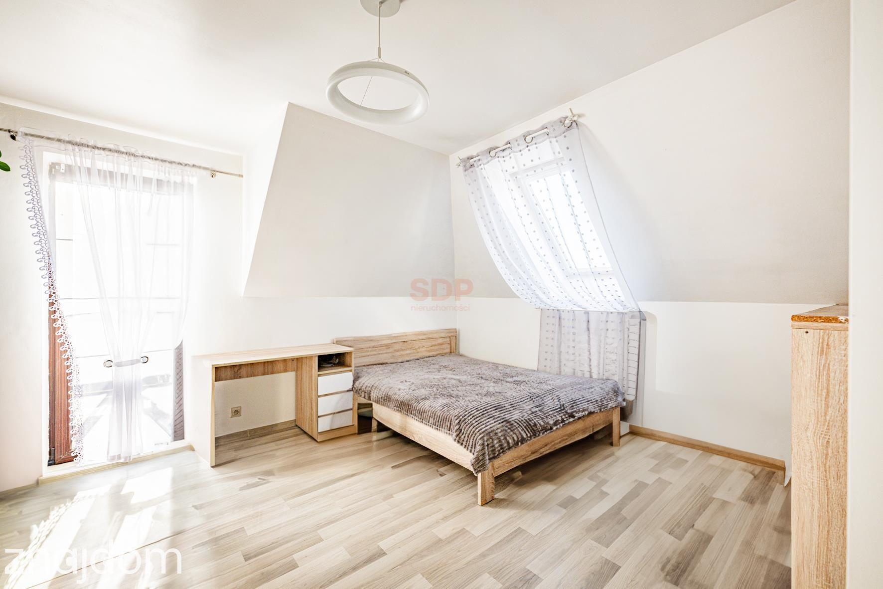 Dom z gruntową pompą ciepła i fotowoltaiką - zdjęcie 12