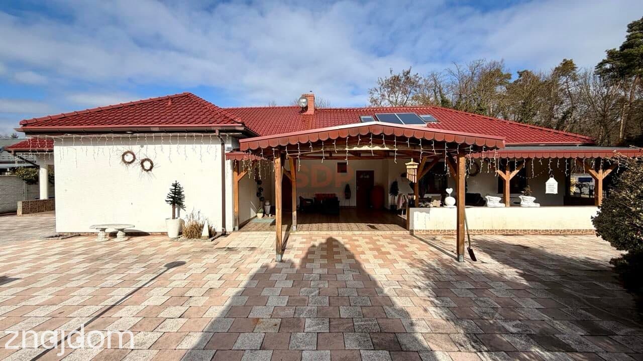 Dom jednorodzinny tuż przy lesie - zdjęcie 2