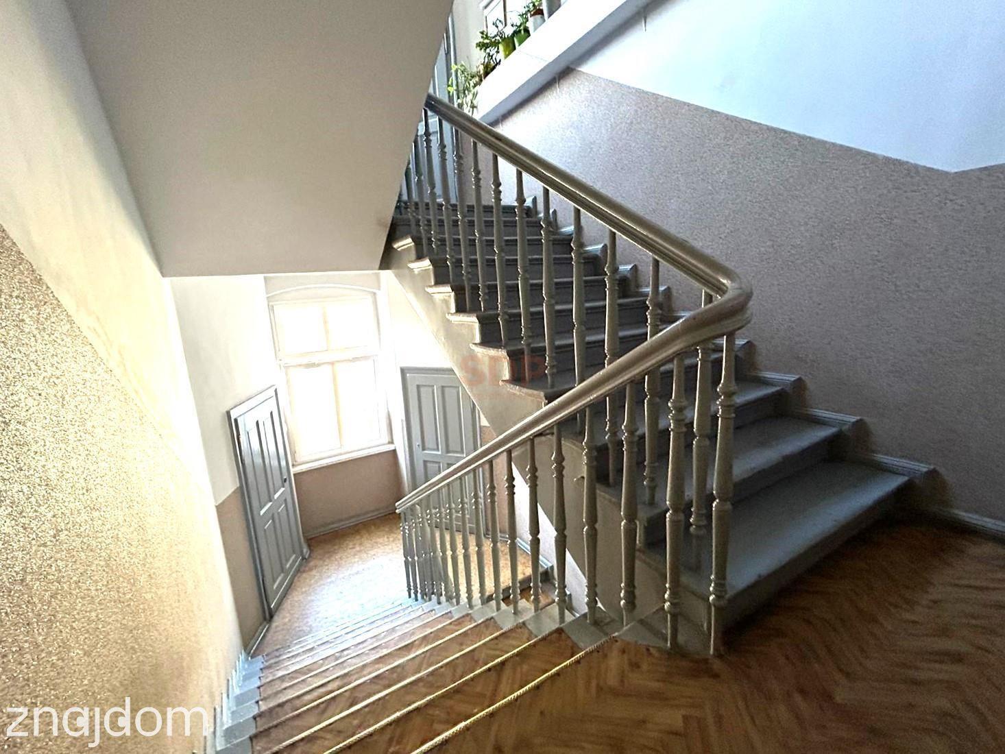 Przestronne 6 pokoi z możliwością zamiany - zdjęcie 6