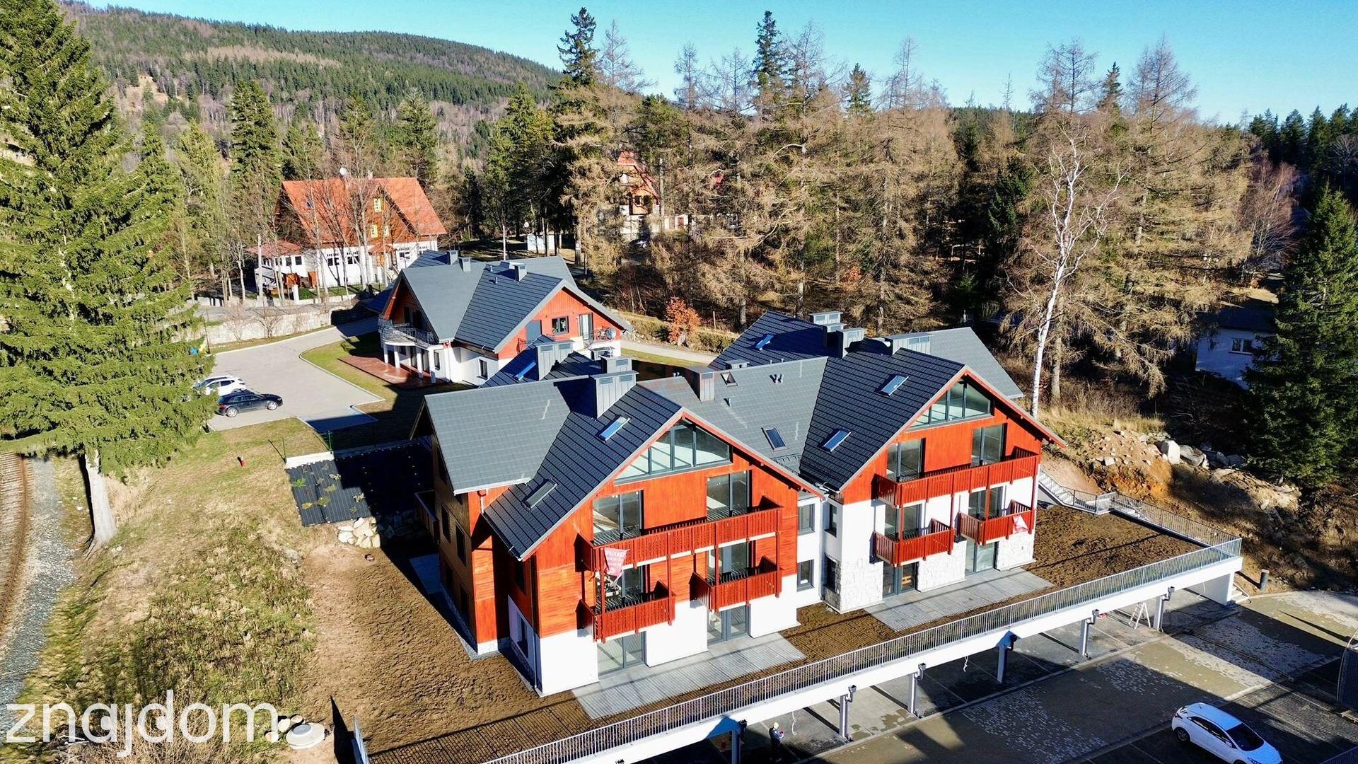 Apartament na parterze z tarasem | STREFA SPA |