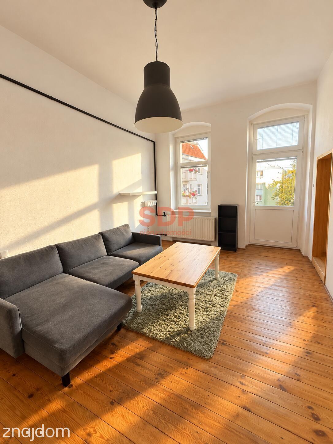 3 pokoje | 90,5 m2 | Kamienica | Taras