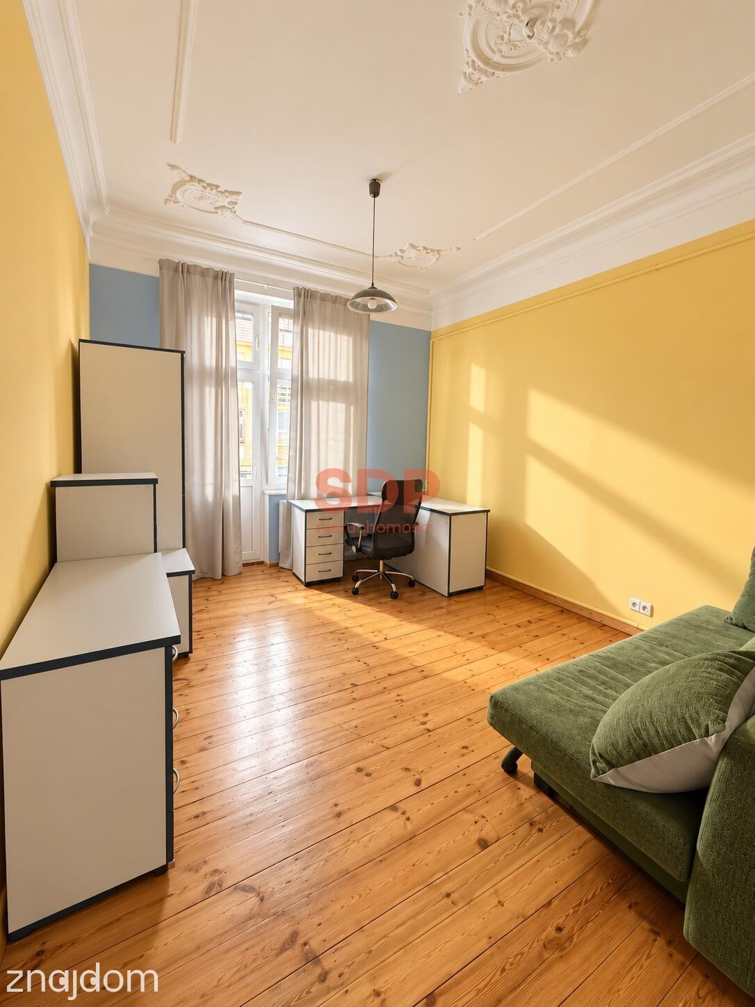 3 pokoje | 90,5 m2 | Kamienica | Taras - zdjęcie 2