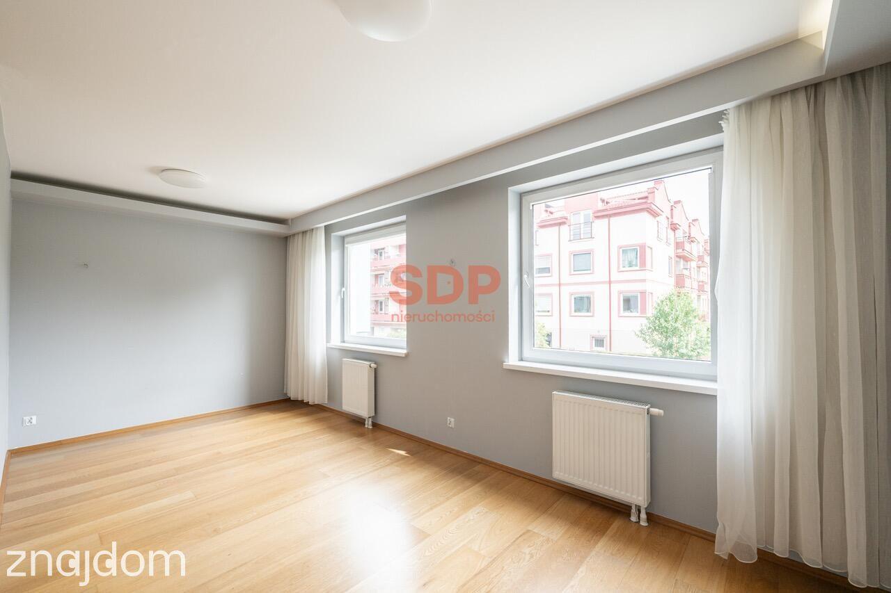 Maślice|2 pokoje z odzielną kuchnią|duży garaż 21m2|komórka lokatorska