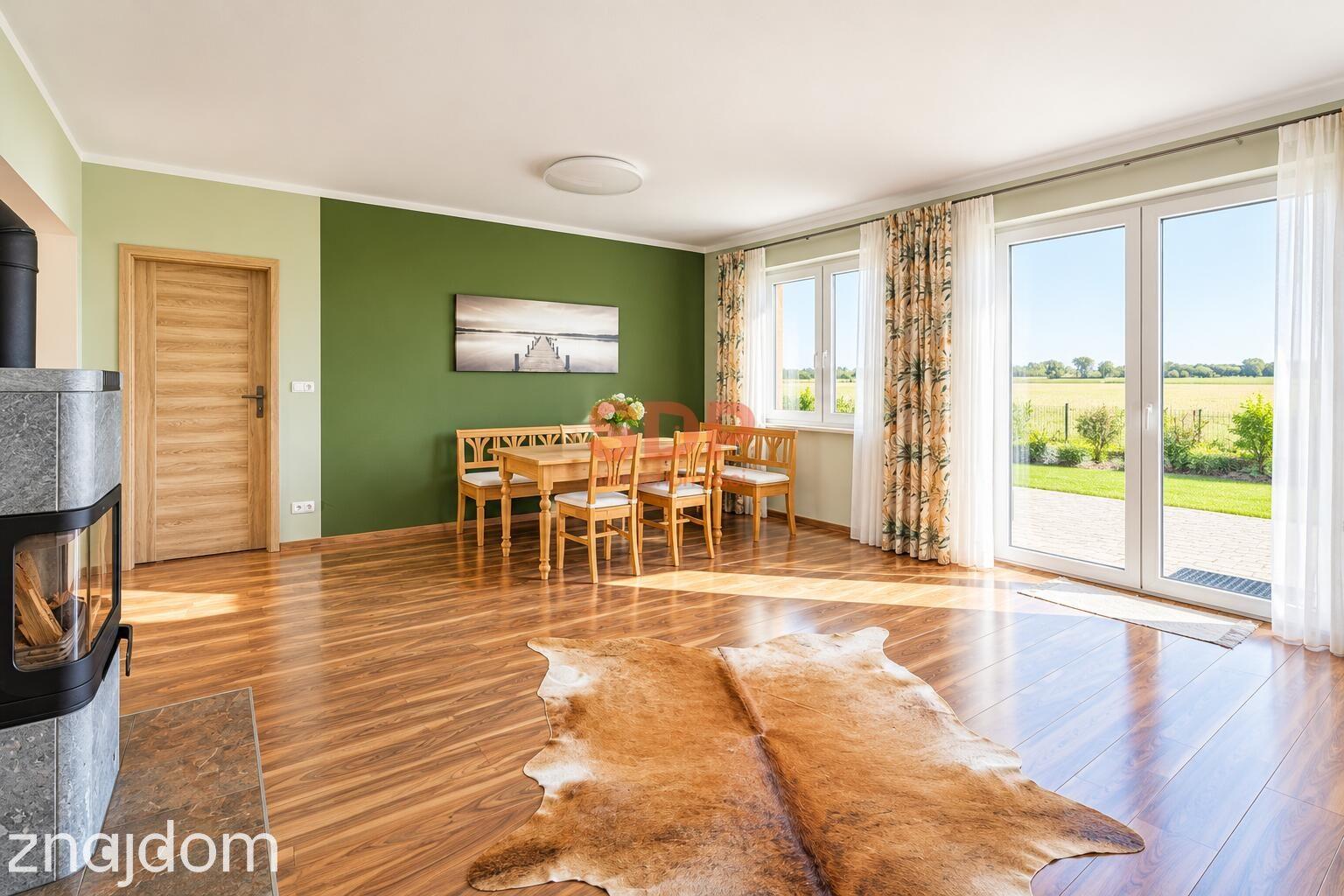 Dom wolnostojący z garażem | 1372 m2 działka - zdjęcie 2