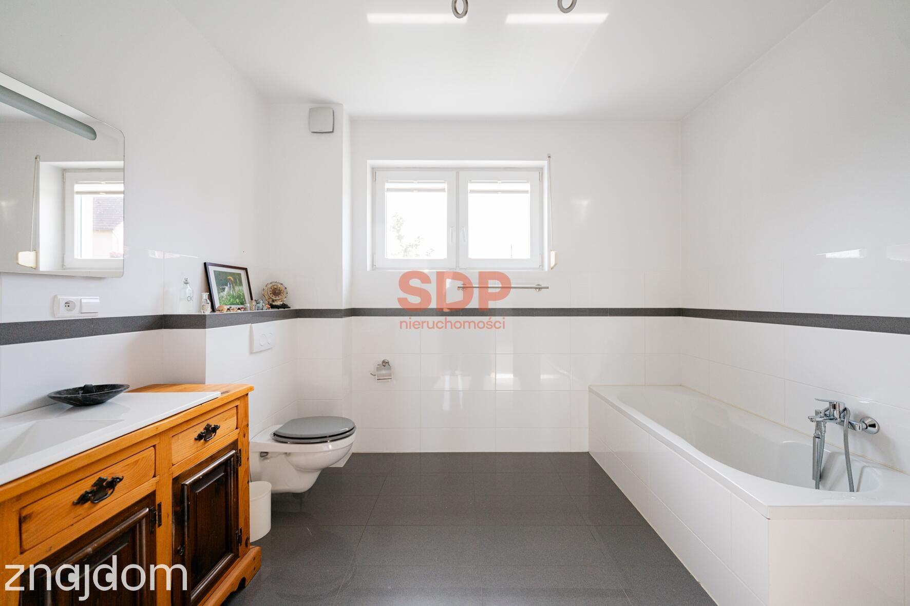 Dom wolnostojący z garażem | 1372 m2 działka - zdjęcie 7