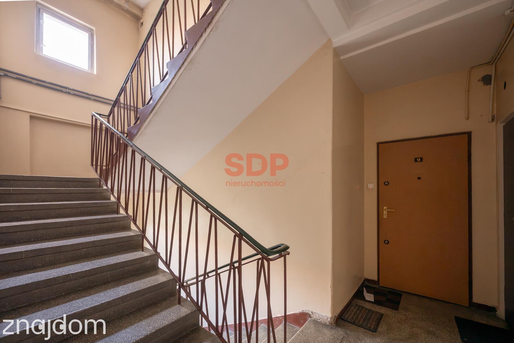 2 pokoje z osobą kuchnią i balkonem w centrum - zdjęcie 11