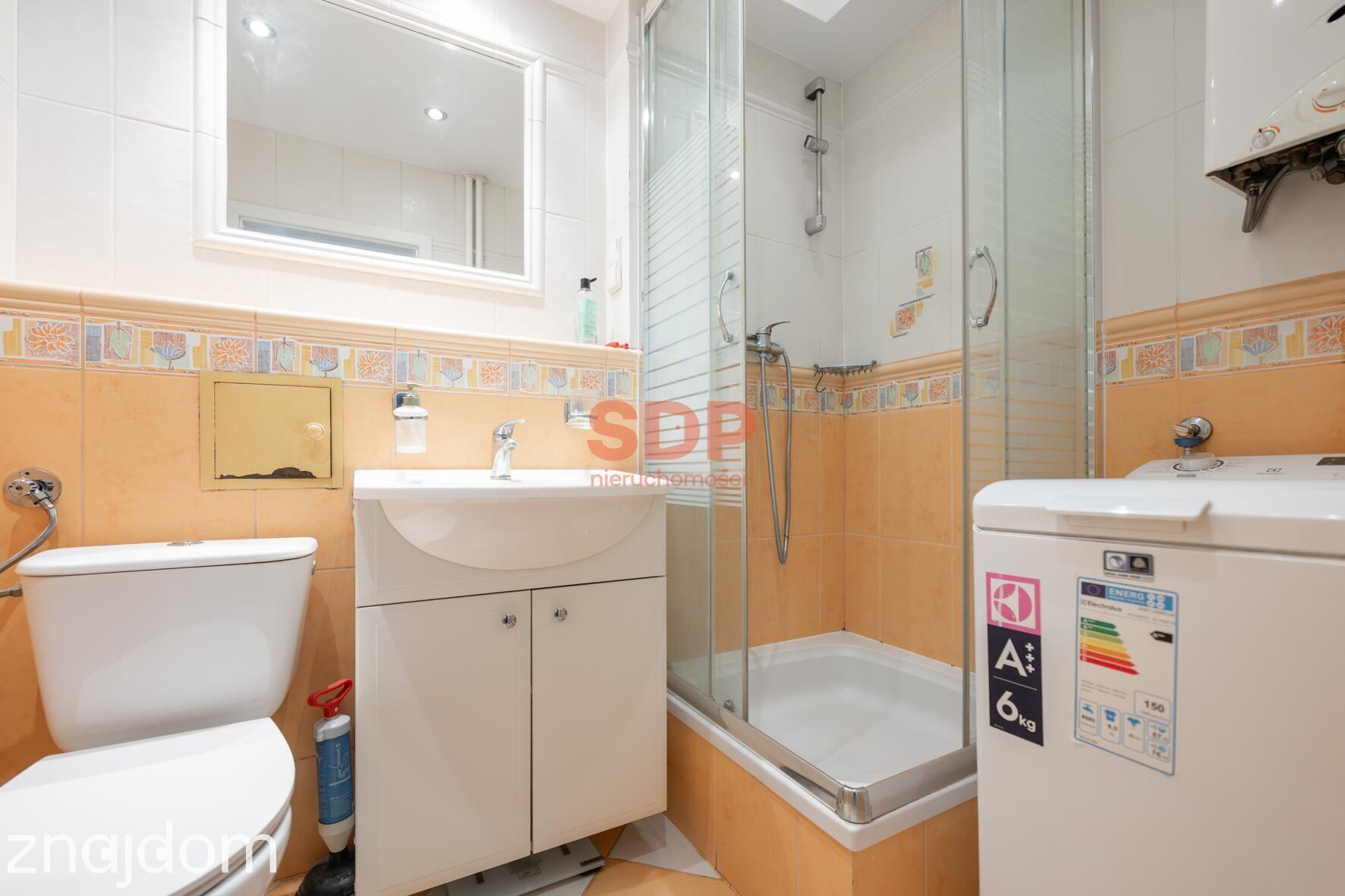 2 pokoje z osobą kuchnią i balkonem w centrum - zdjęcie 8
