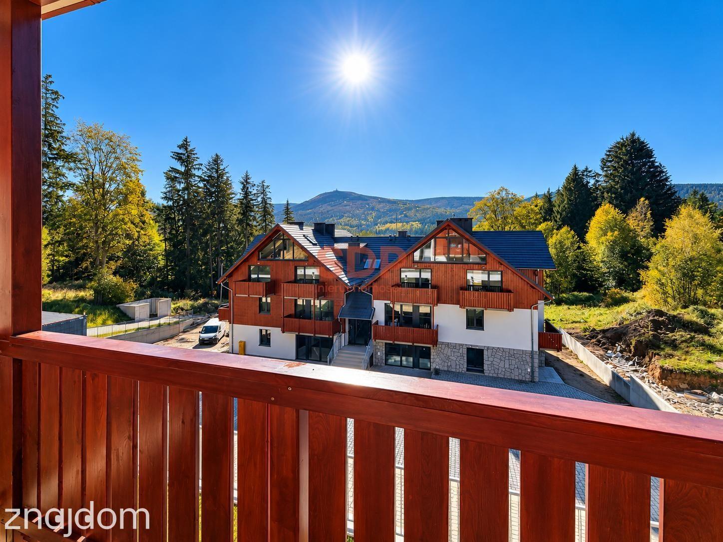 Apartament od południa z widokiem | STREFA SPA |