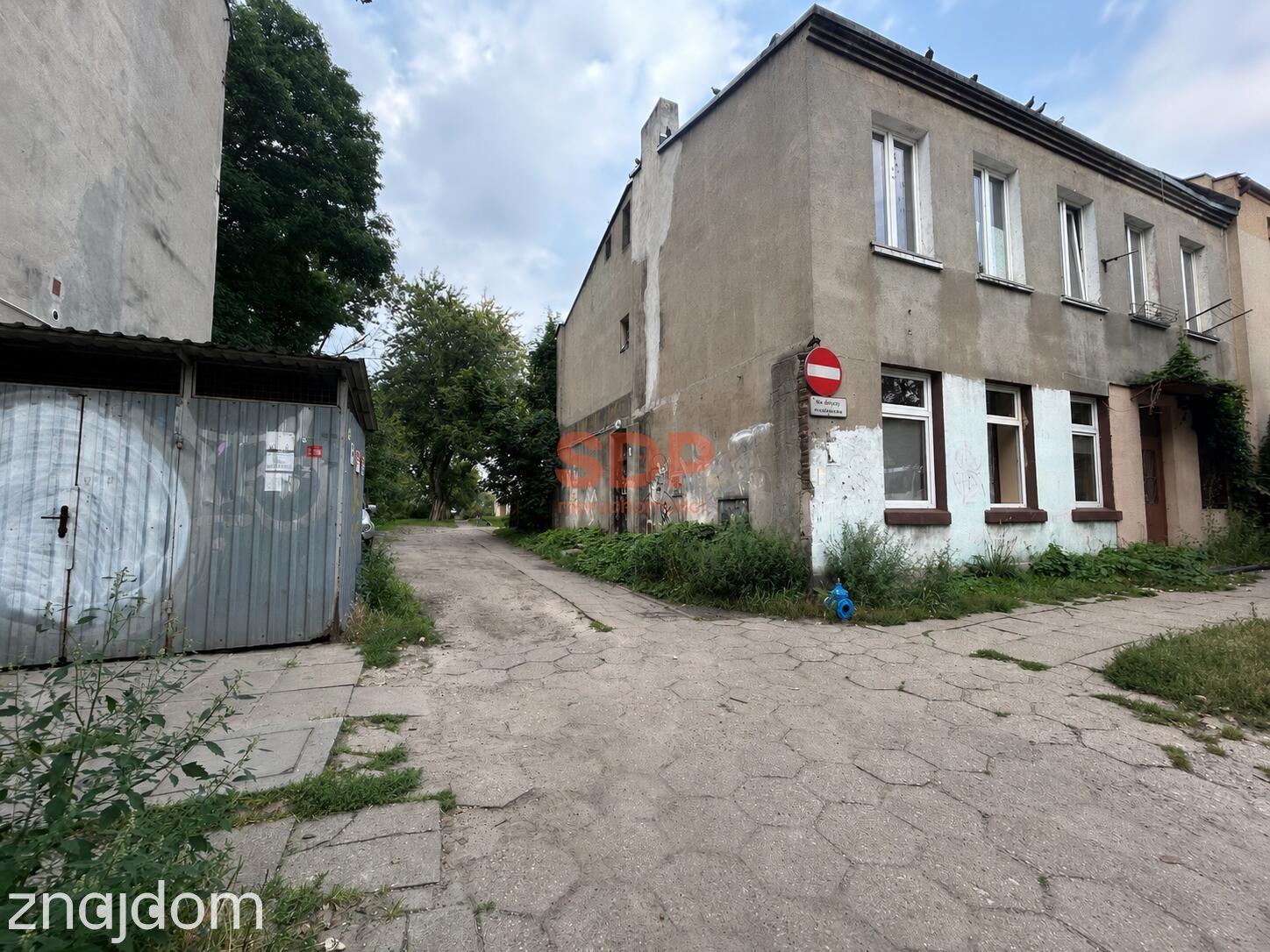 Budynek wielorodzinny do remontu w doskonałej lokalizacji - zdjęcie 3