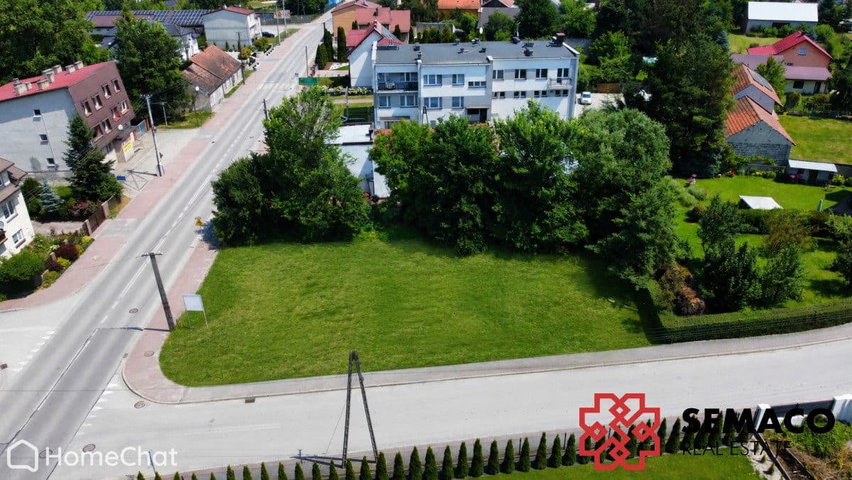 Płaska narożna działka budowlana