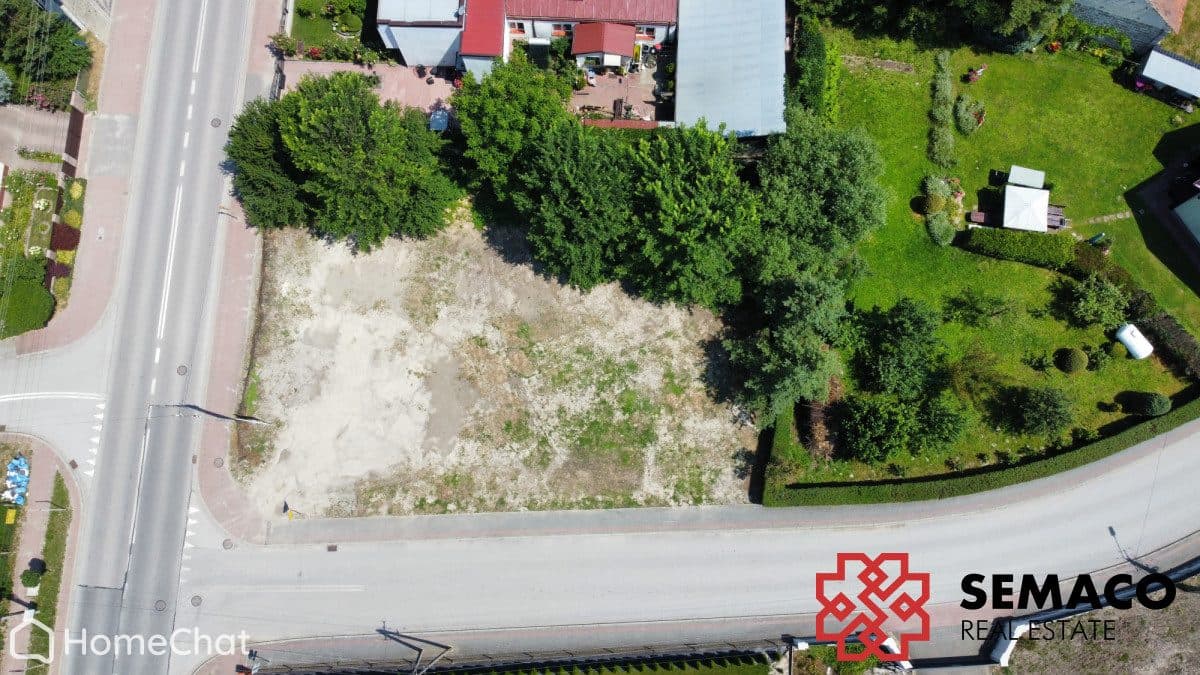 Płaska narożna działka budowlana