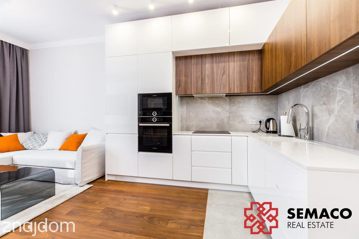Przestronny Apartament 58 m² w centrum miasta - zdjęcie 2