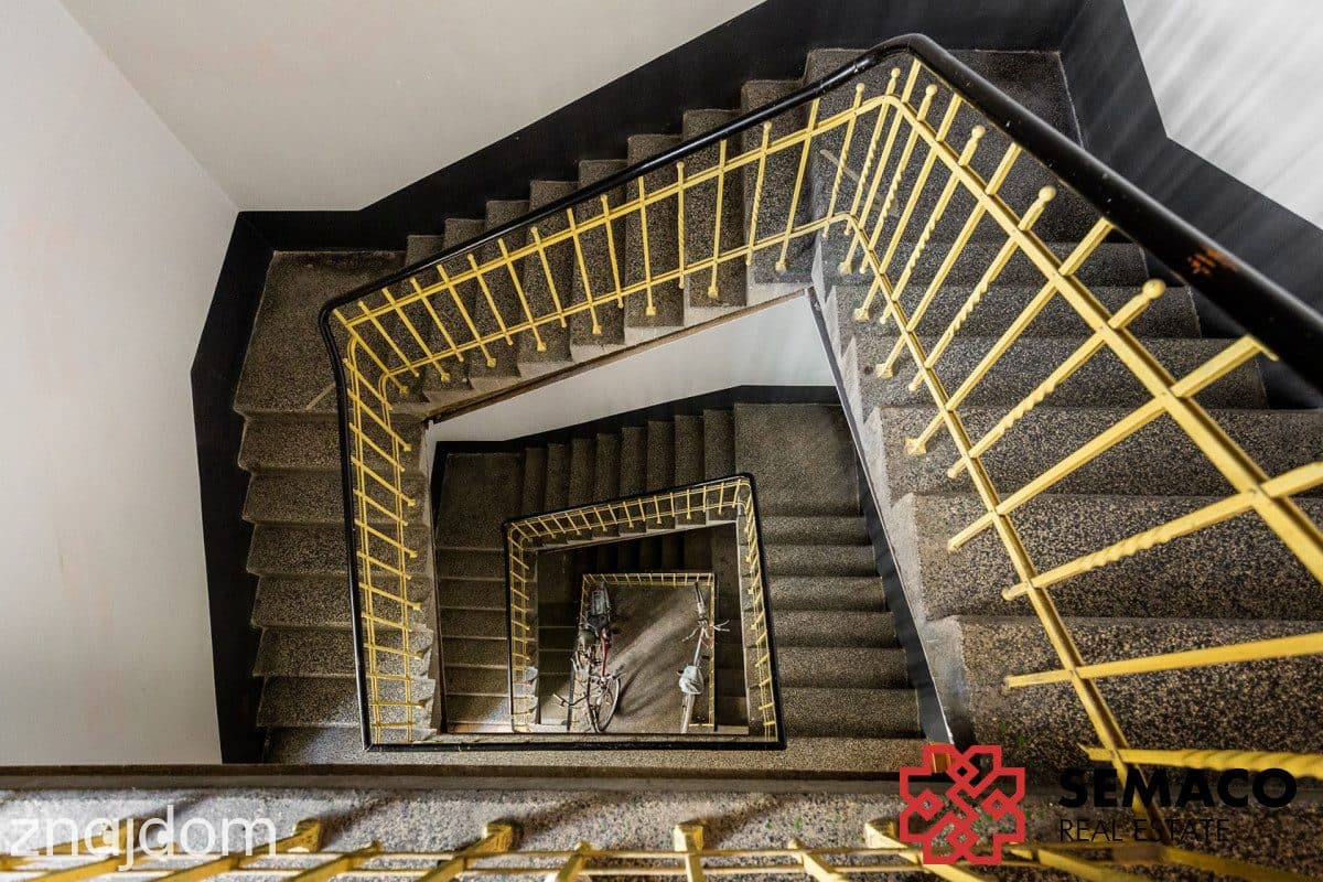 Mieszkanie do remontu + duża piwnica 36 m² - zdjęcie 12