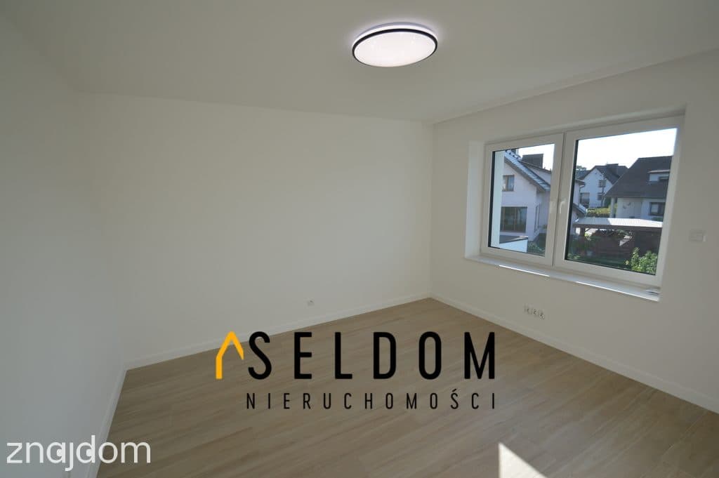 Wyjątkowy Dom 210 m² z Ogrodem i Dużym Garażem - zdjęcie 10