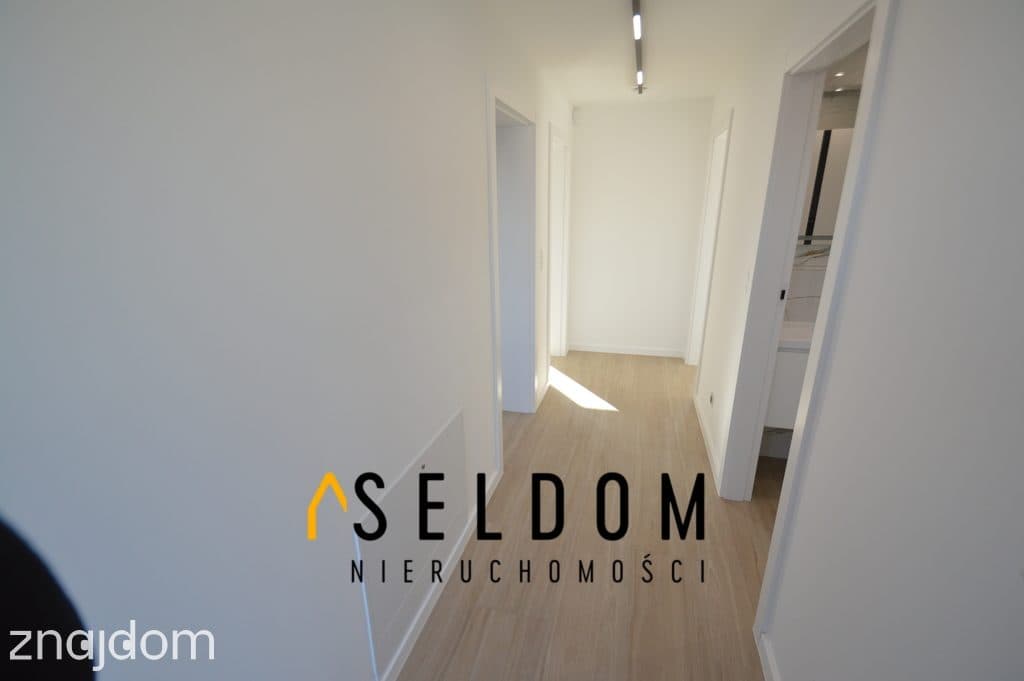 Wyjątkowy Dom 210 m² z Ogrodem i Dużym Garażem - zdjęcie 13