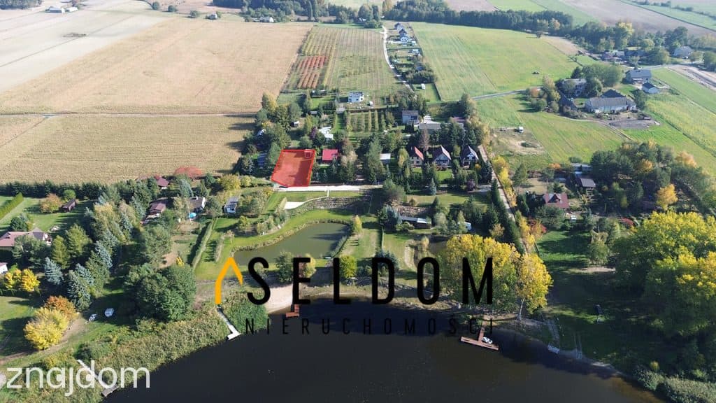 Działka nad jeziorem - zdjęcie 4