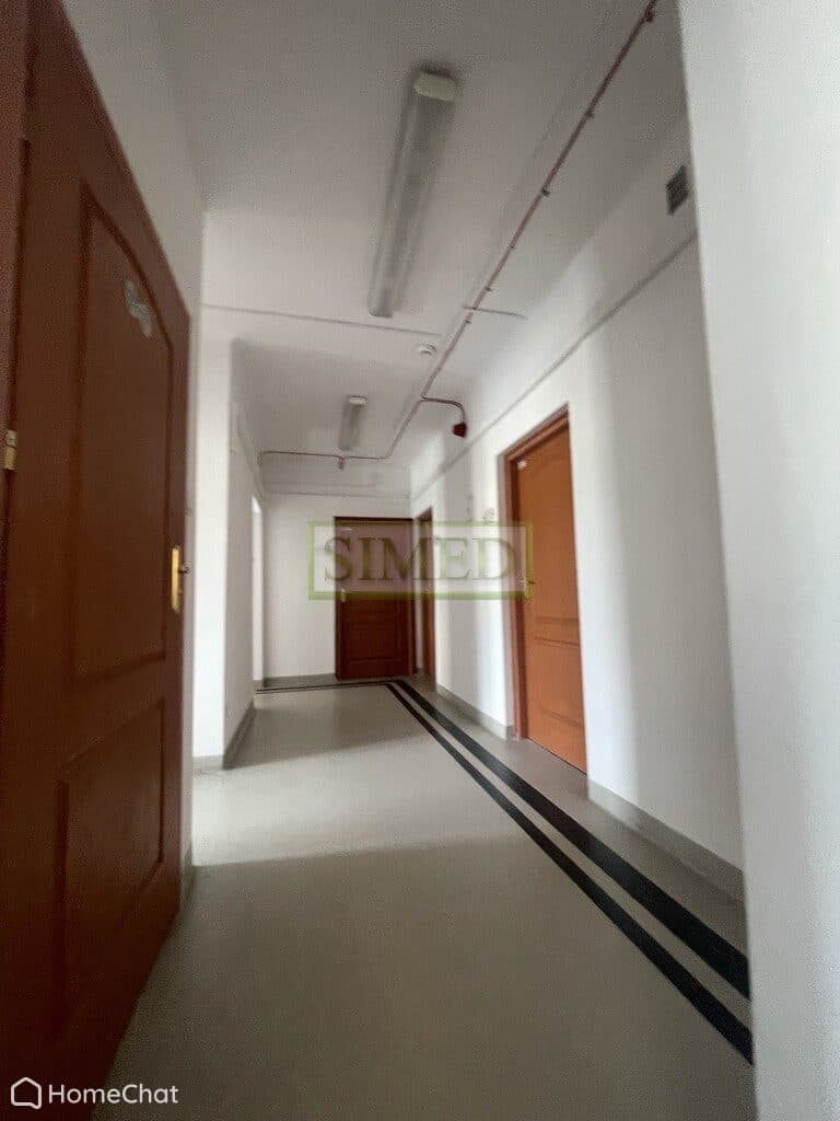 Budynek po fabryce,zadbany,ciche biuro,dostęp24h