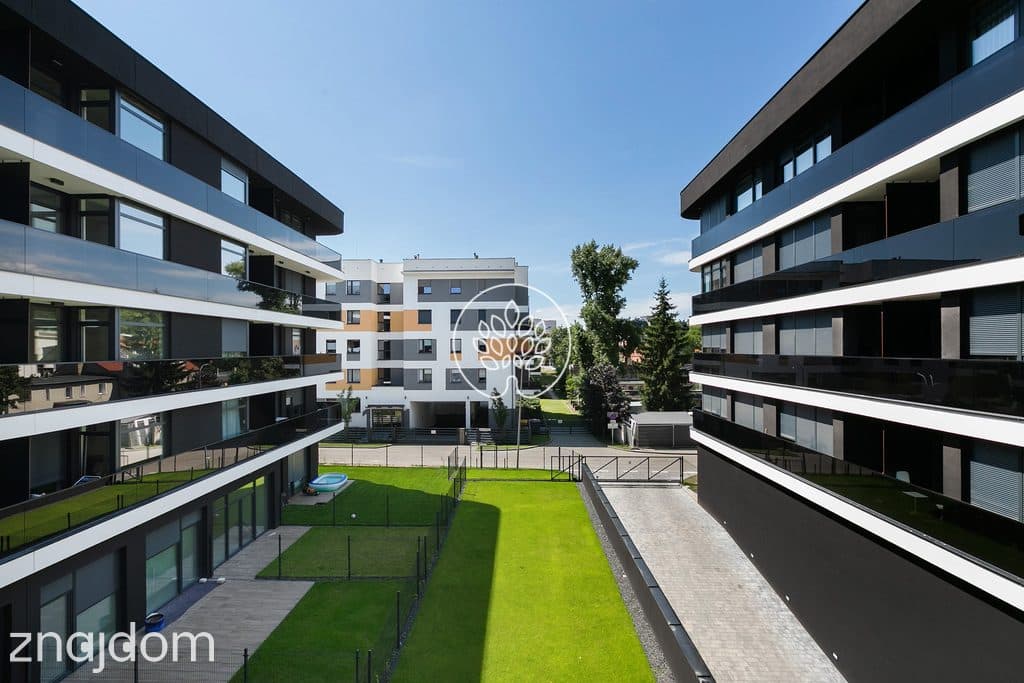 Dwupokojowy apartament w centrum miasta. - zdjęcie 17