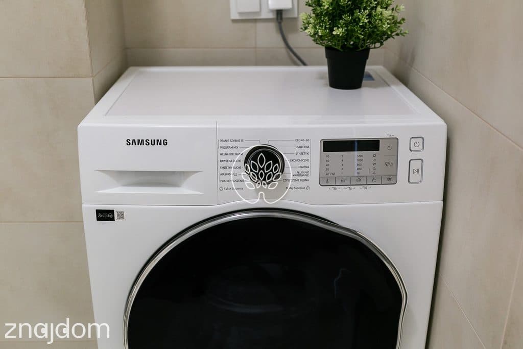Dwupokojowy apartament w centrum miasta. - zdjęcie 19